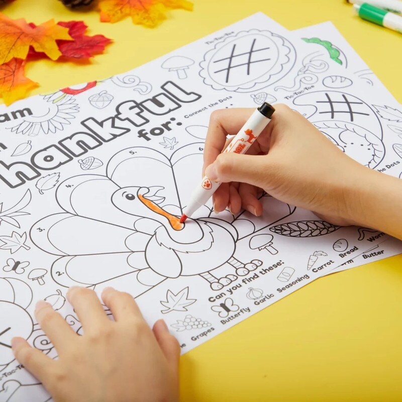 Thanksgiving Coloring Placemats: 24-Piece Set