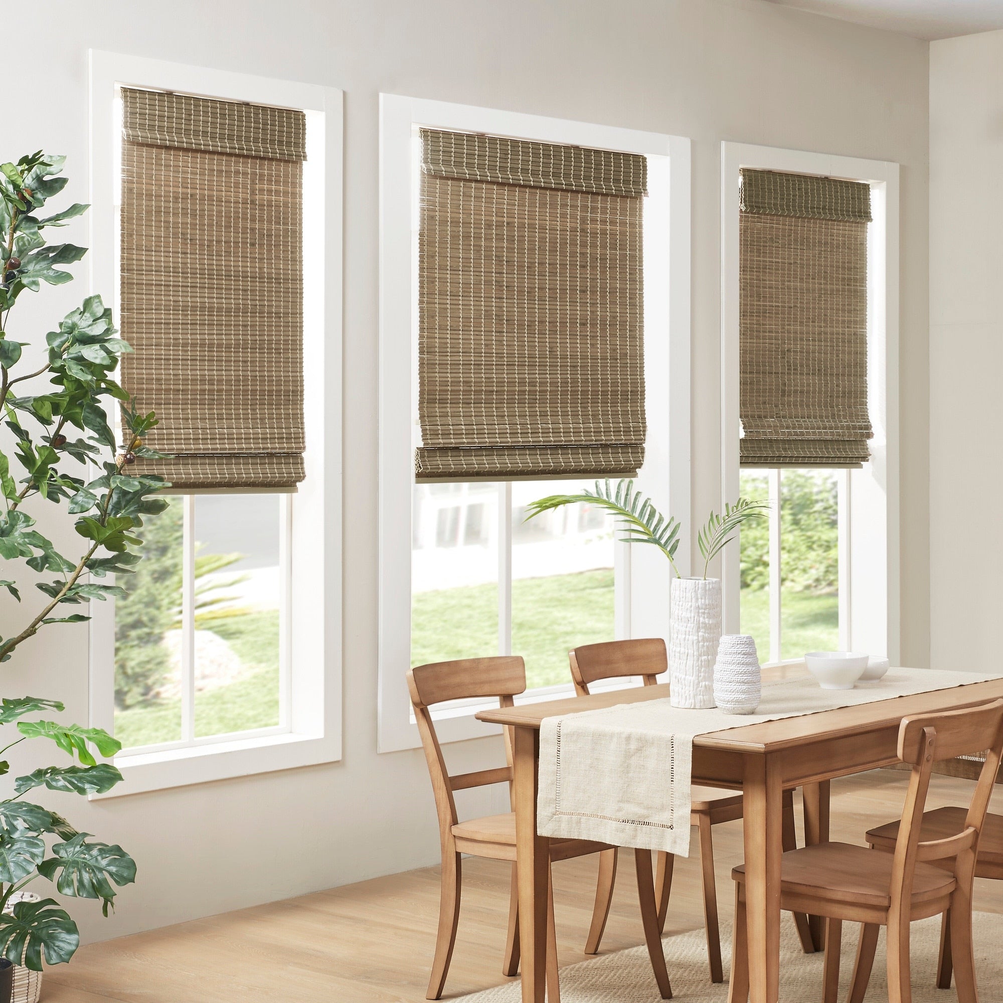 Madison Park Lyndon Bamboo Light Filtering Roman Shade