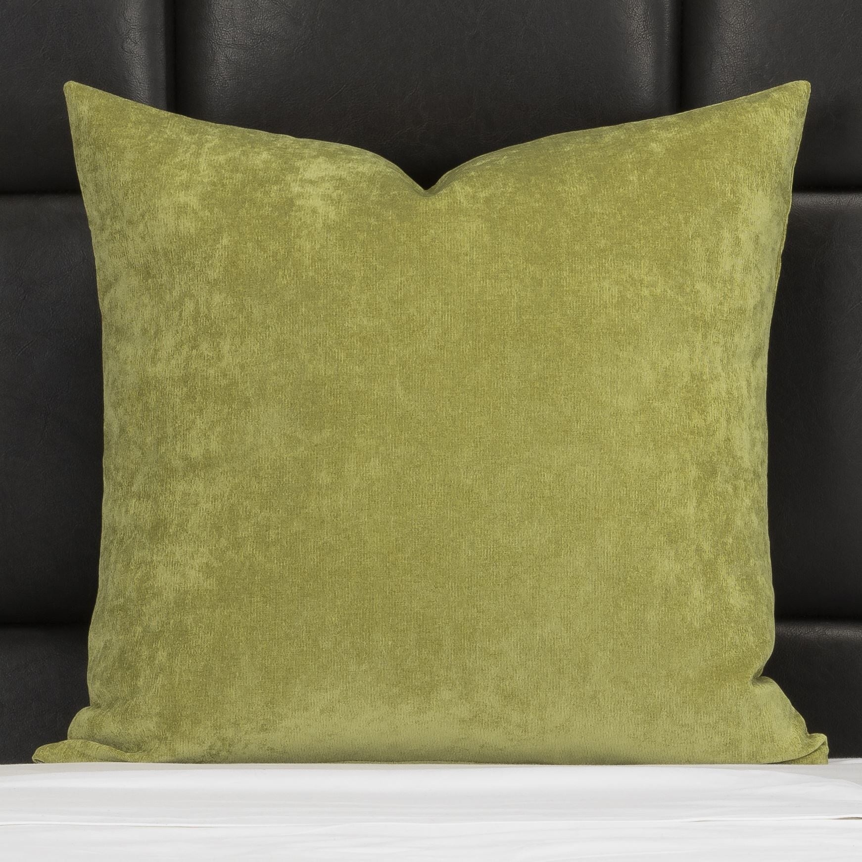 Mixology Padma Washable Polyester Throw Pillow