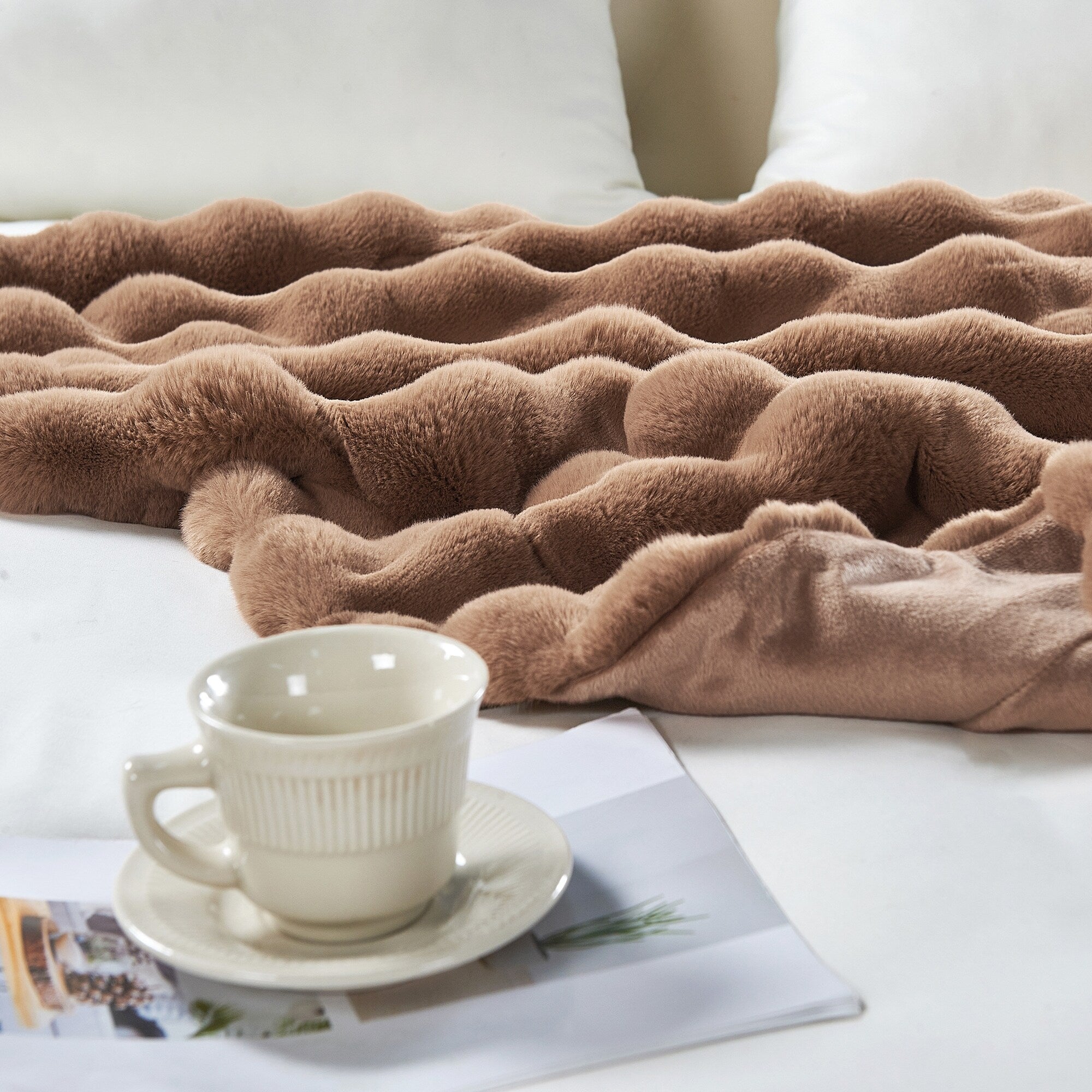 Home Soft Things Bubble Textured FauxFur Throw Cozy Soft Blankets