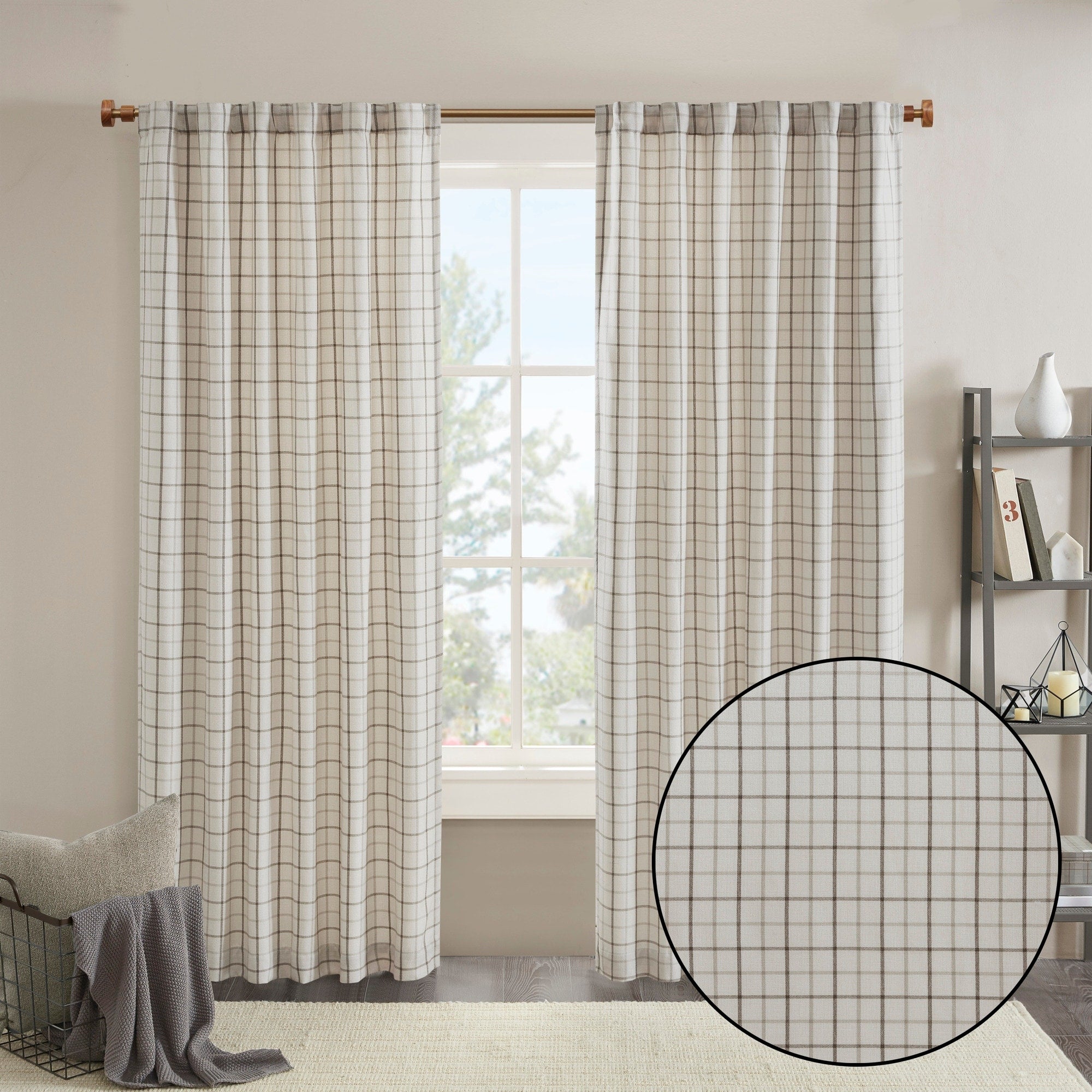 Madison Park Salford Plaid Rod Pocket and Back Tab Single Curtain Panel with Fleece Lining