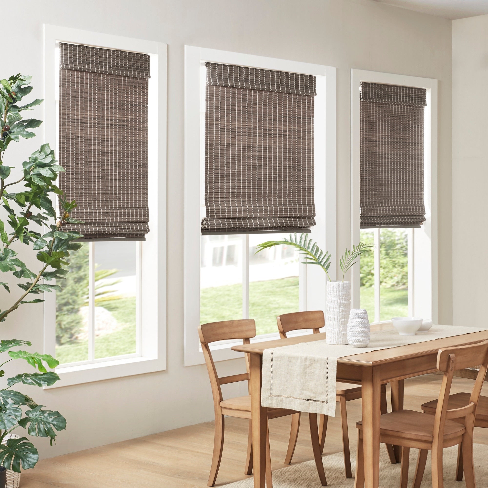 Madison Park Lyndon Bamboo Light Filtering Roman Shade