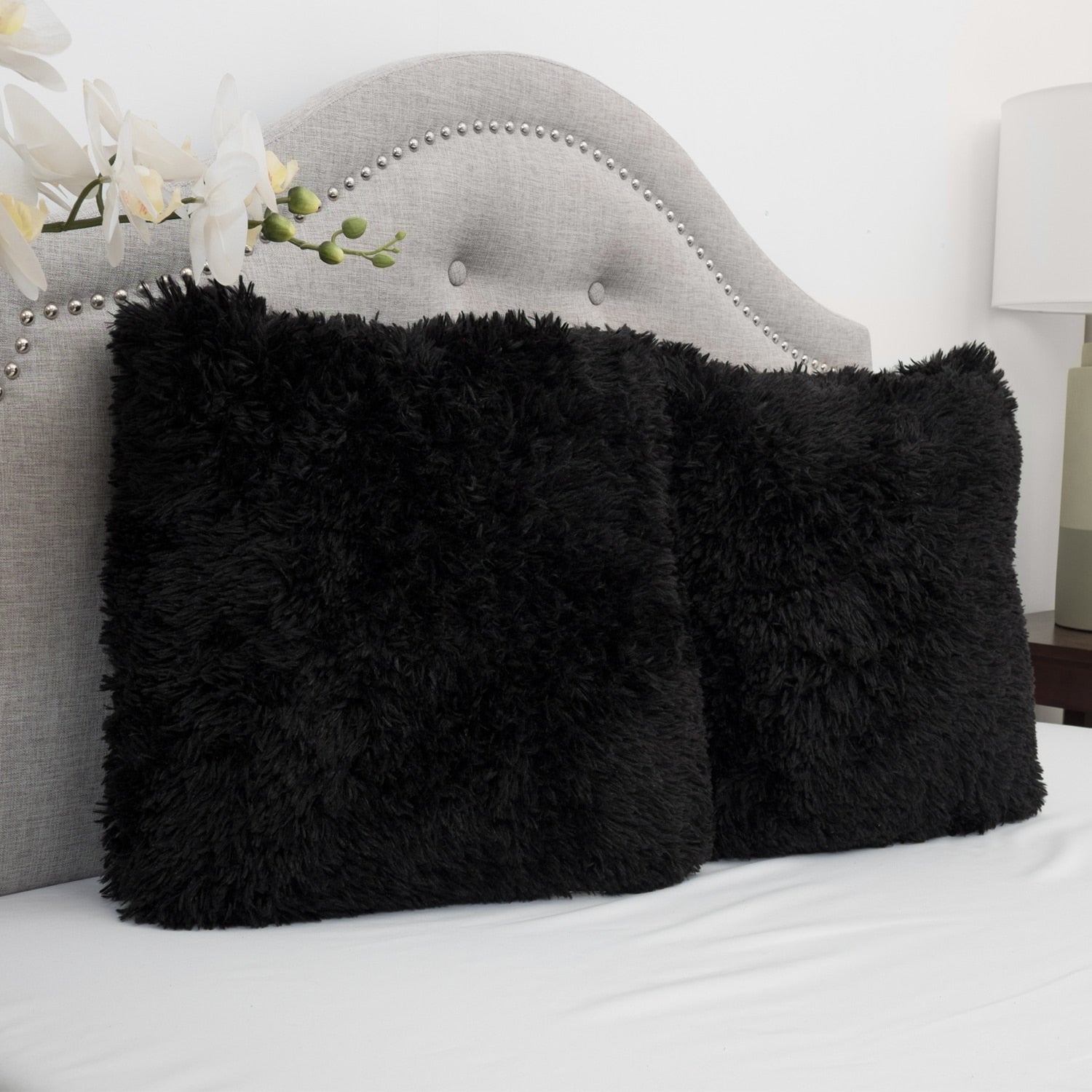 Faux Fur Decorative 18-inch Throw Pillows (Set of 2)