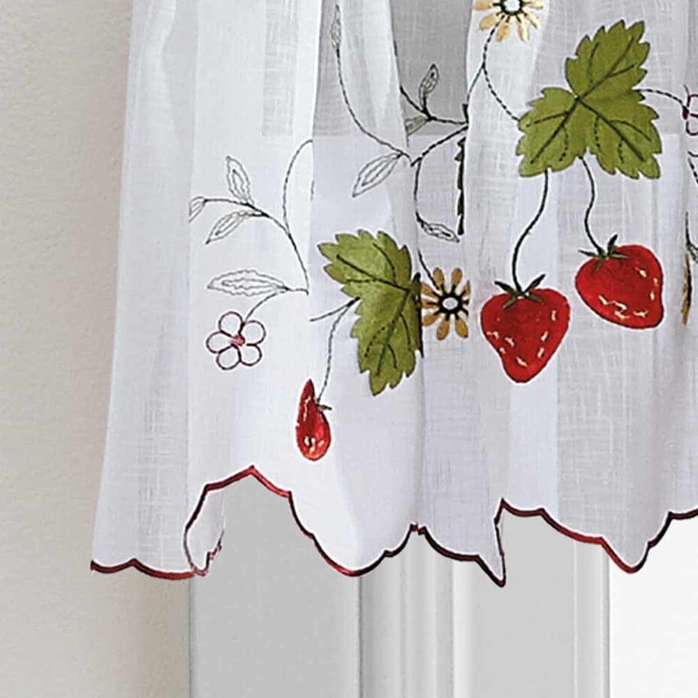 Strawberry Garden Curtain Collection