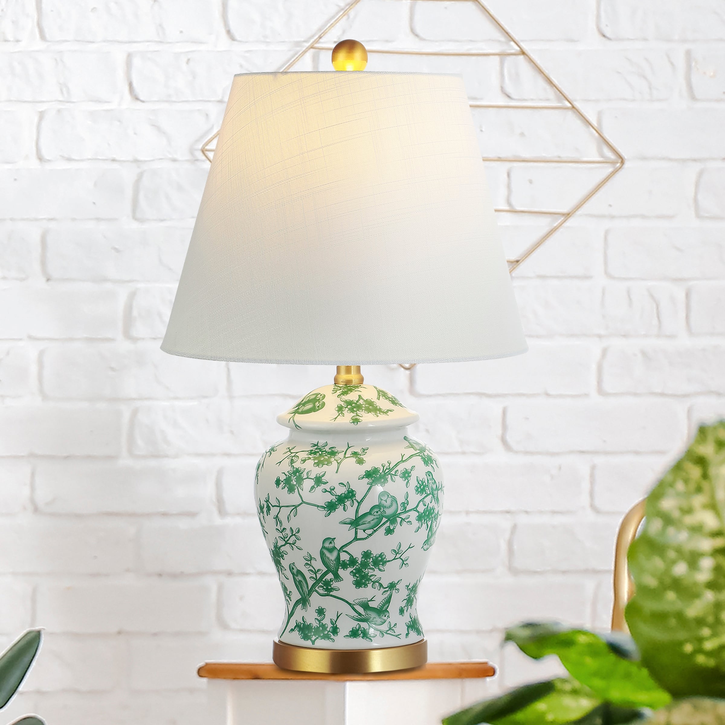 Penelope 22 Chinoiserie LED Table Lamp, Blue/White by JONATHAN Y