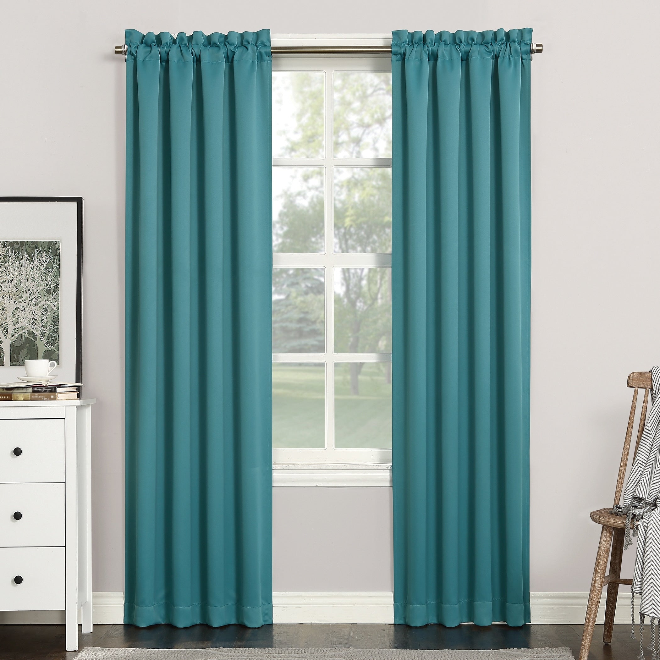 Sun Zero Hayden Energy Saving Blackout Rod Pocket 1-Piece Curtain Panel, Single Panel