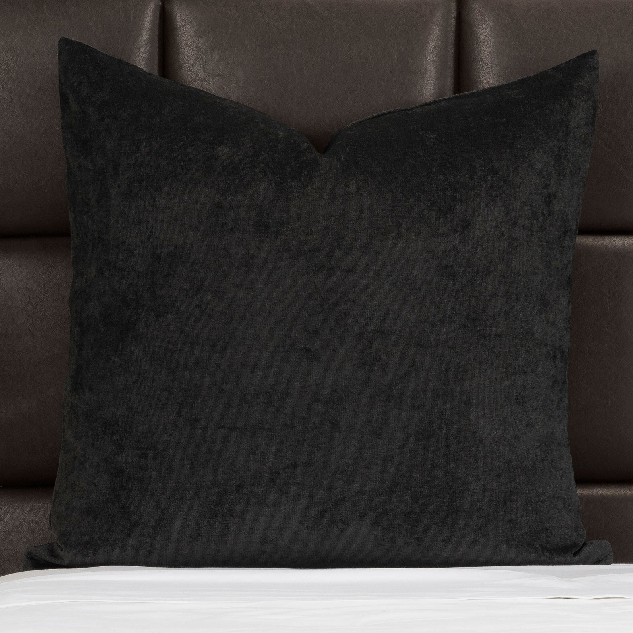 Mixology Padma Washable Polyester Throw Pillow