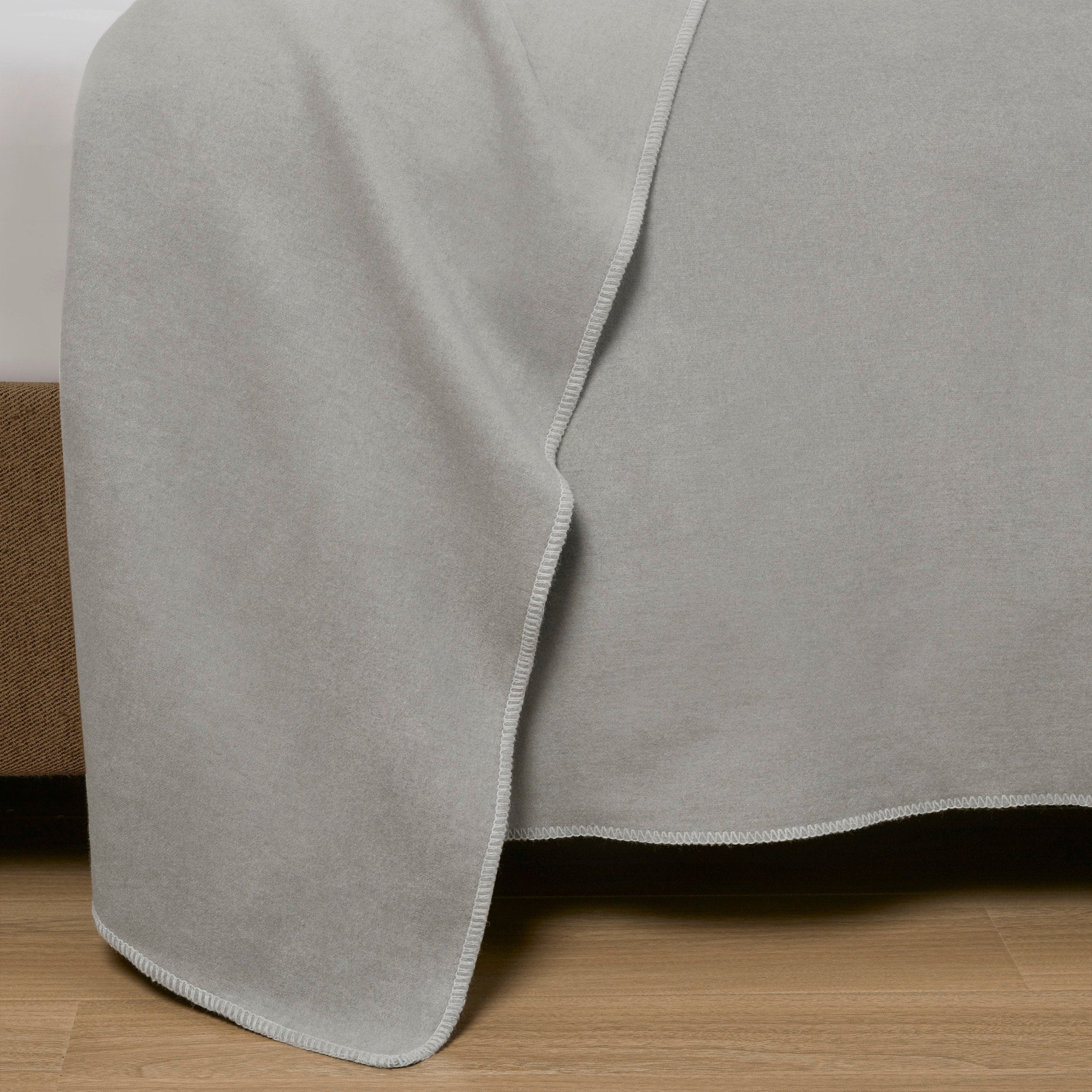 Croscill Andaz Solid Cotton Blanket