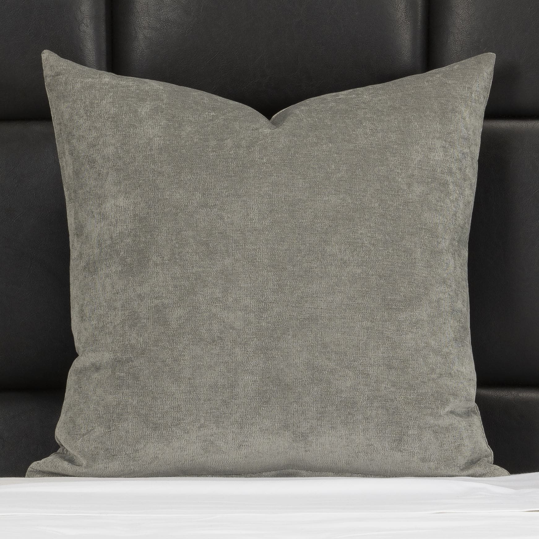 Mixology Padma Washable Polyester Throw Pillow