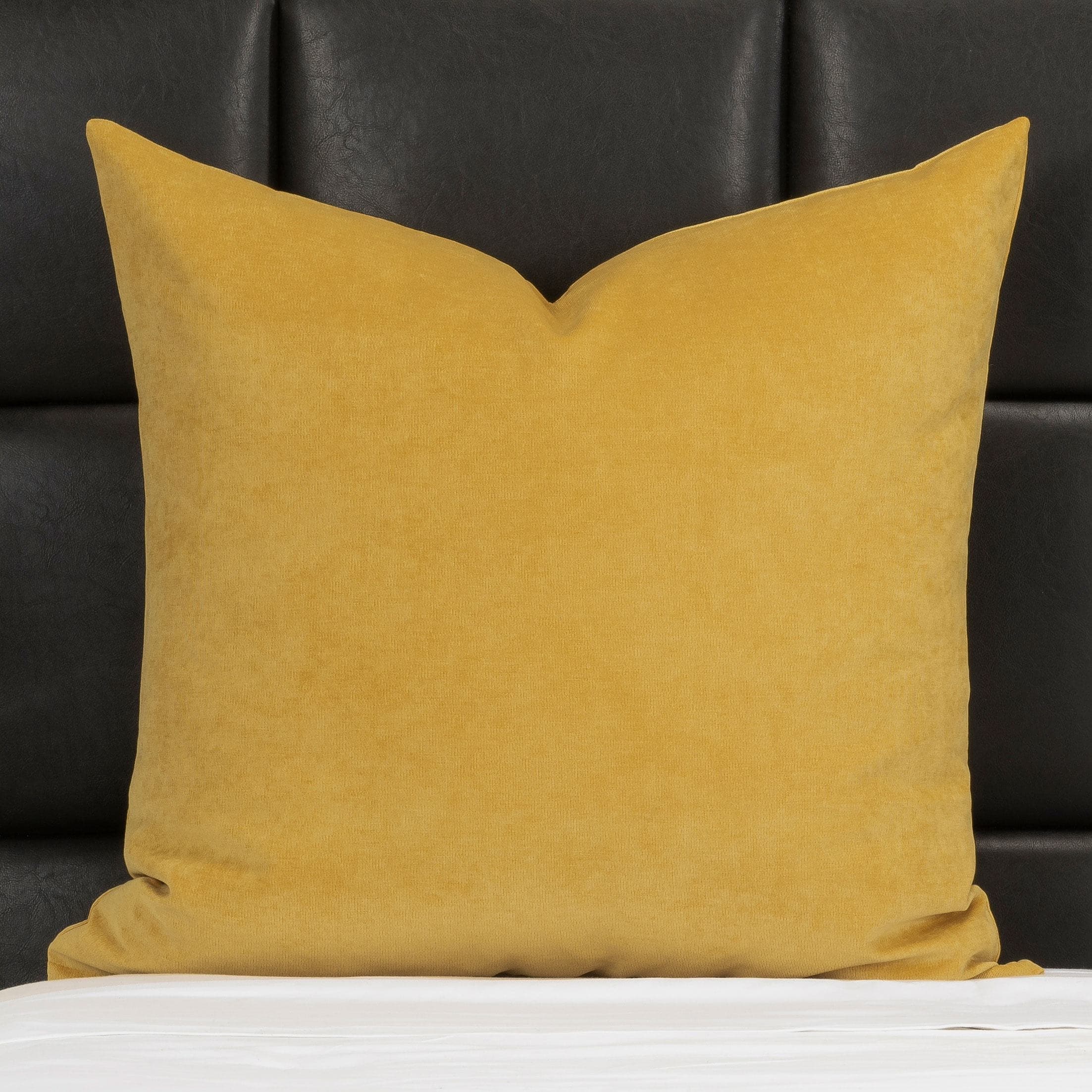 Mixology Padma Washable Polyester Throw Pillow