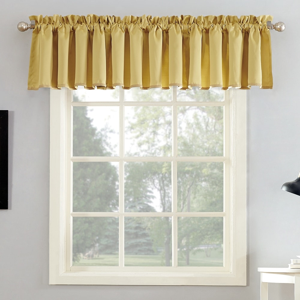 Porch & Den Inez Room Darkening Window Valance - 54 x 18