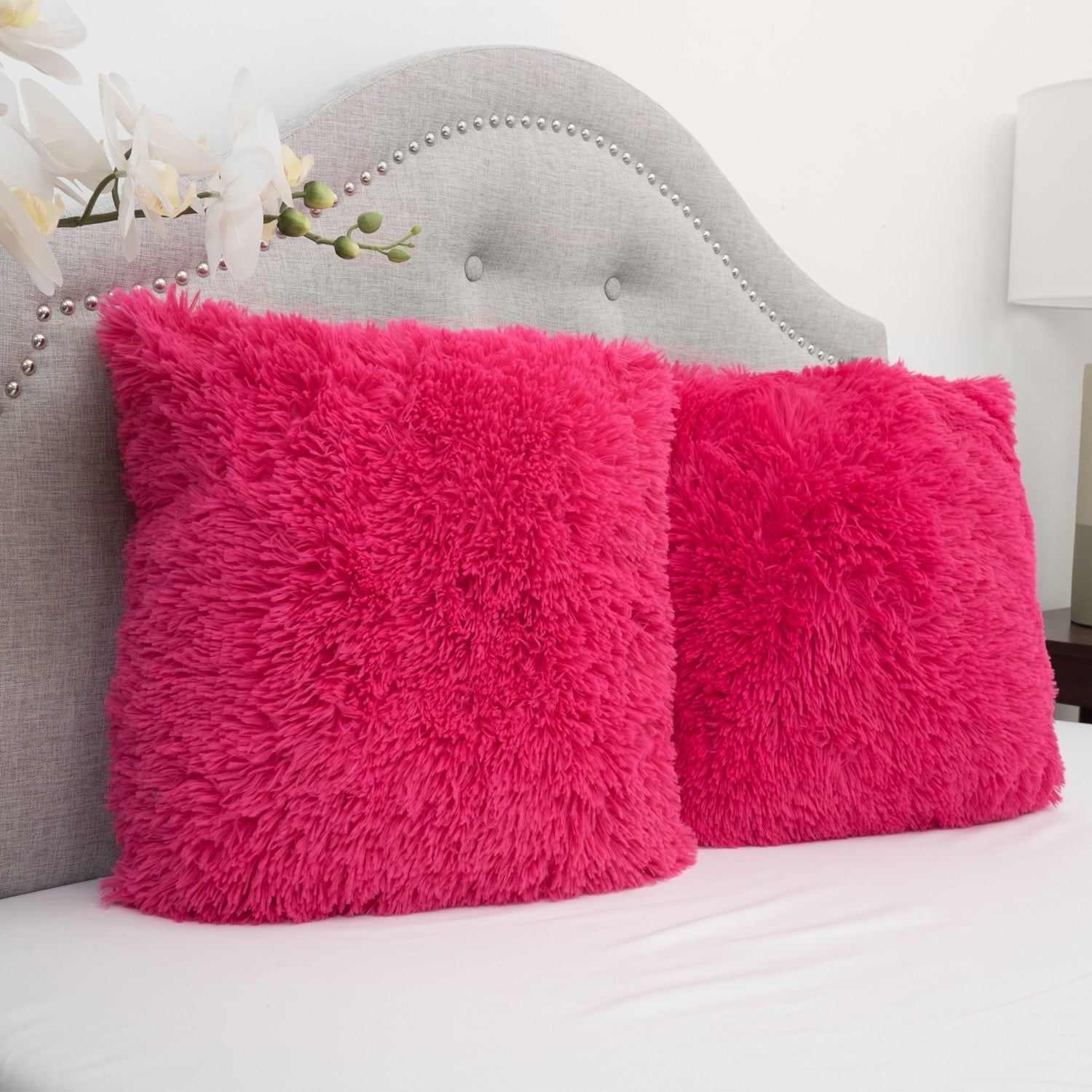 Faux Fur Decorative 18-inch Throw Pillows (Set of 2)