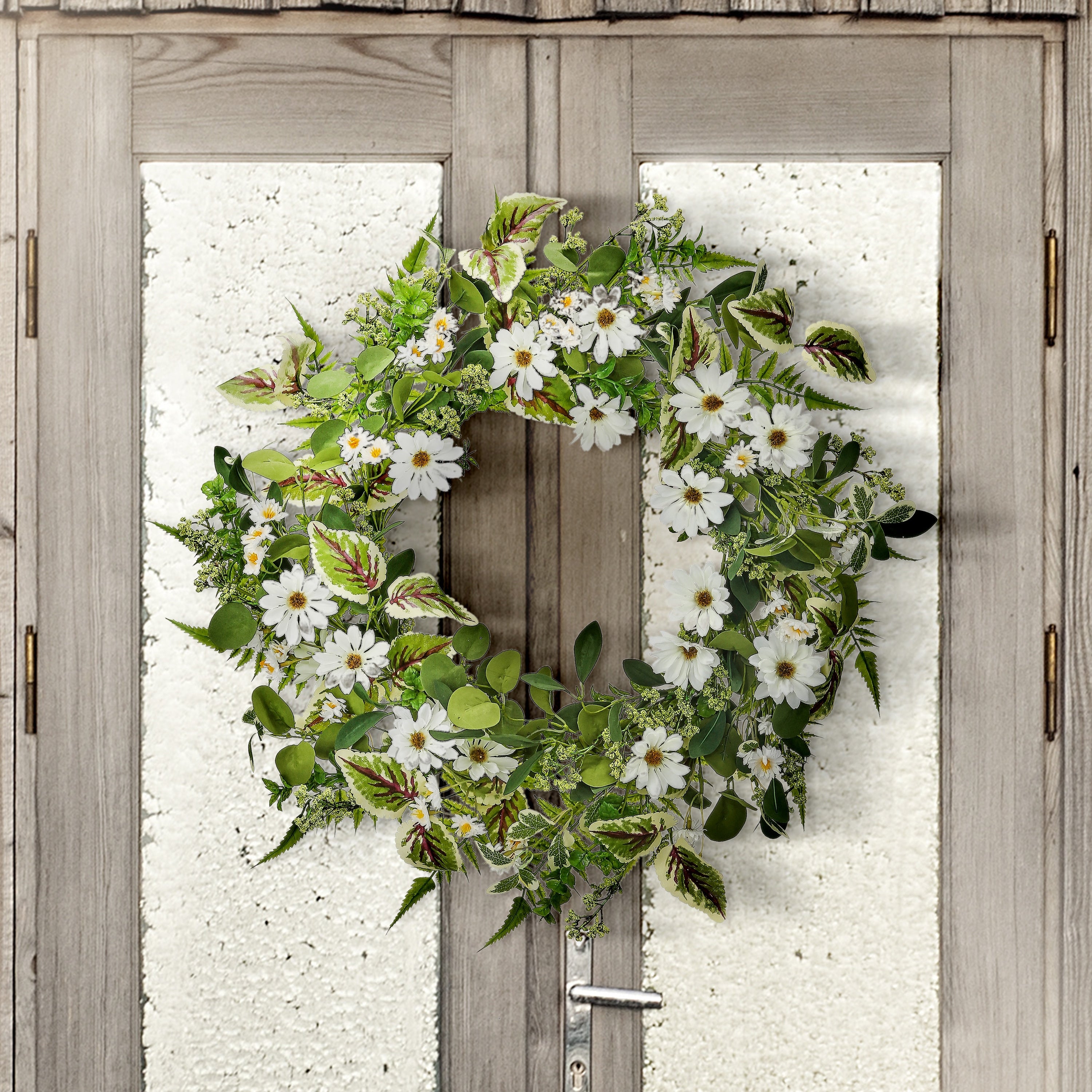 Daisy And Mix Greens Wreath 24