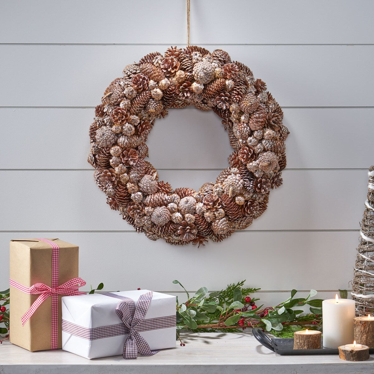 Modern 18.5 Pine Cone Christmas Wreath - Champagne