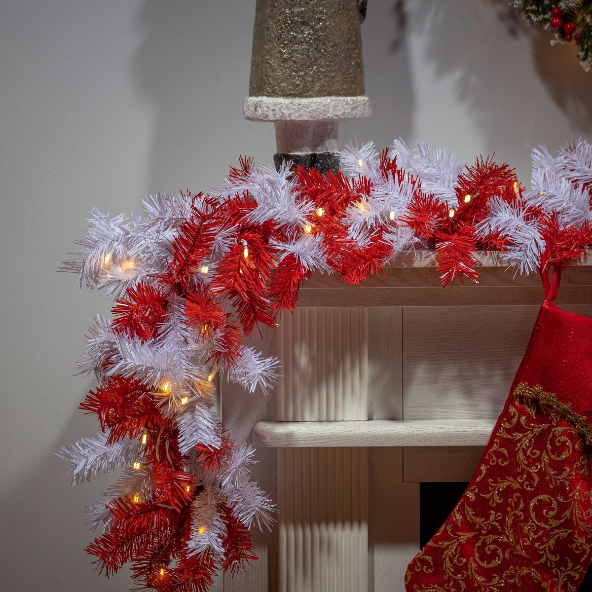 Festive 9 Foot Pre Lit White and Red Garland - Multi