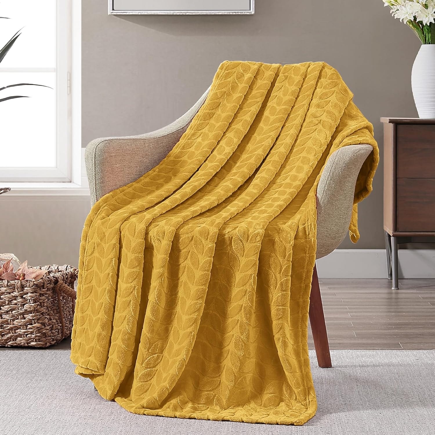 Walensee Fleece Throw Blanket Soft and Lightweight for Couch, Sofa, Bed and Lounge Chair, 50x60