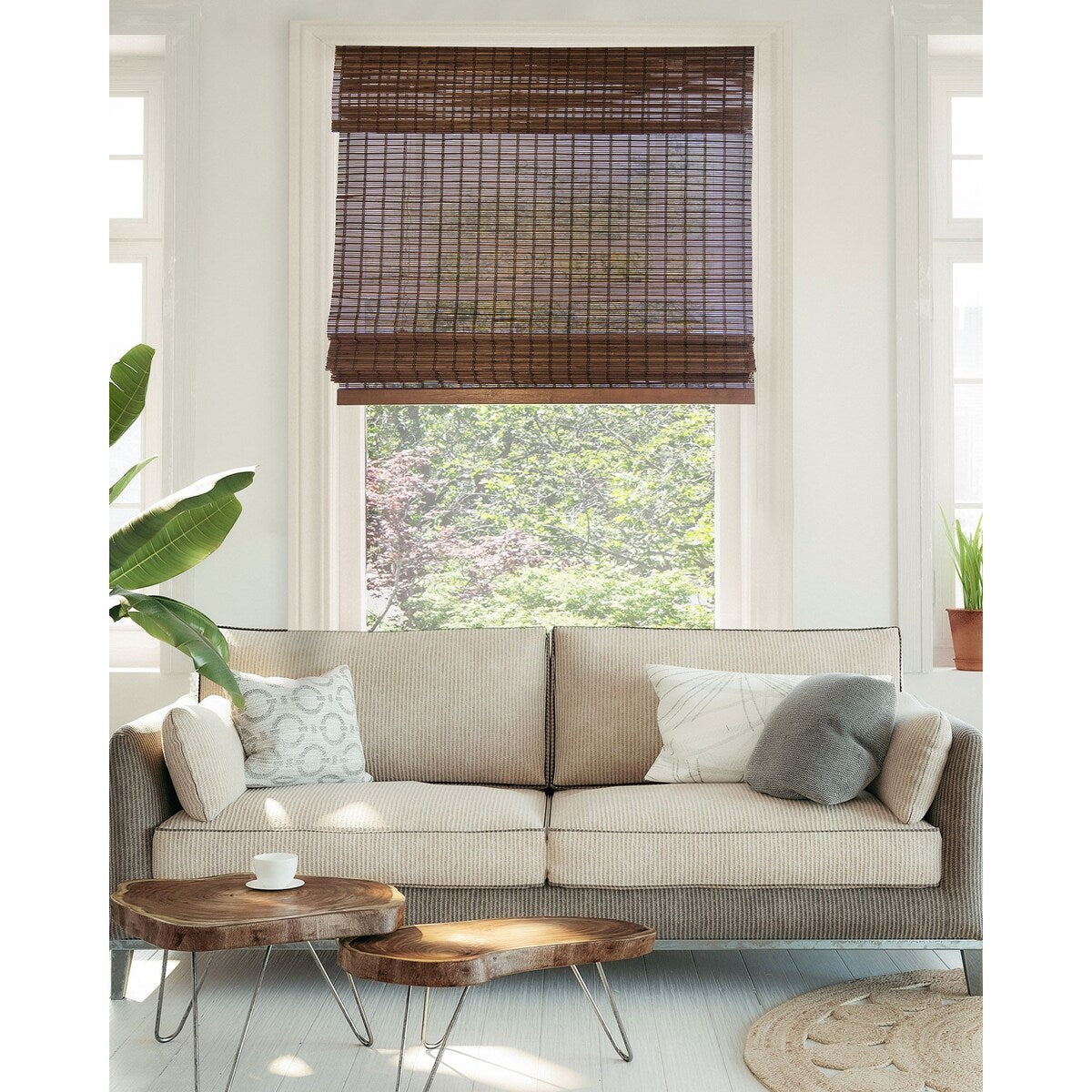 Chicology Cordless Bamboo Light-filtering Roman Shades