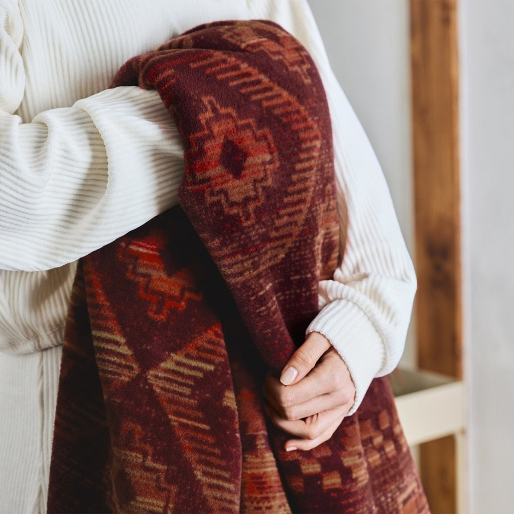 IBENA Southwestern Burgundy Fall Inspired Cozy Throw Blanket 'Gaya'