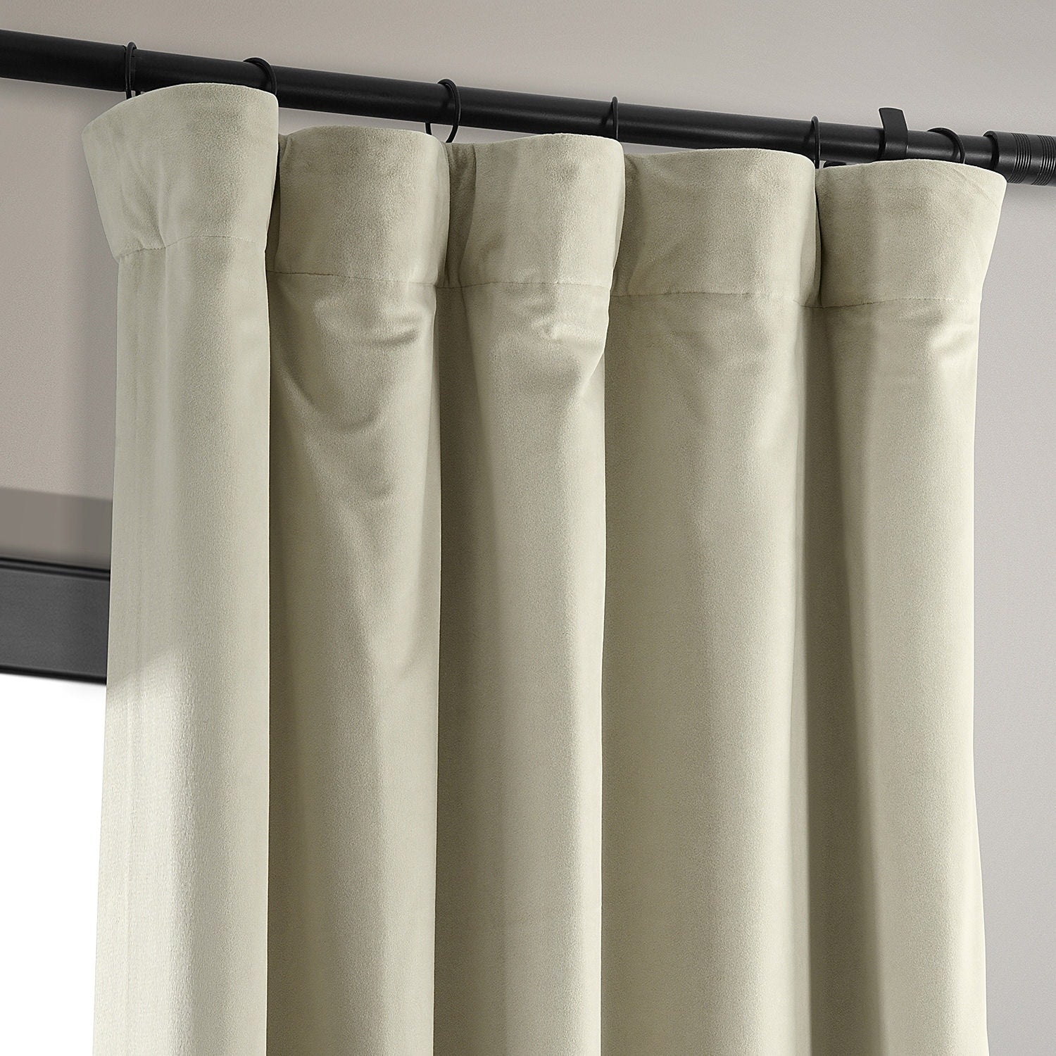 Exclusive Fabrics Signature Velvet Blackout Curtains (1 Panel) - Luxurious Single Drapery for Enhanced Light Blockage