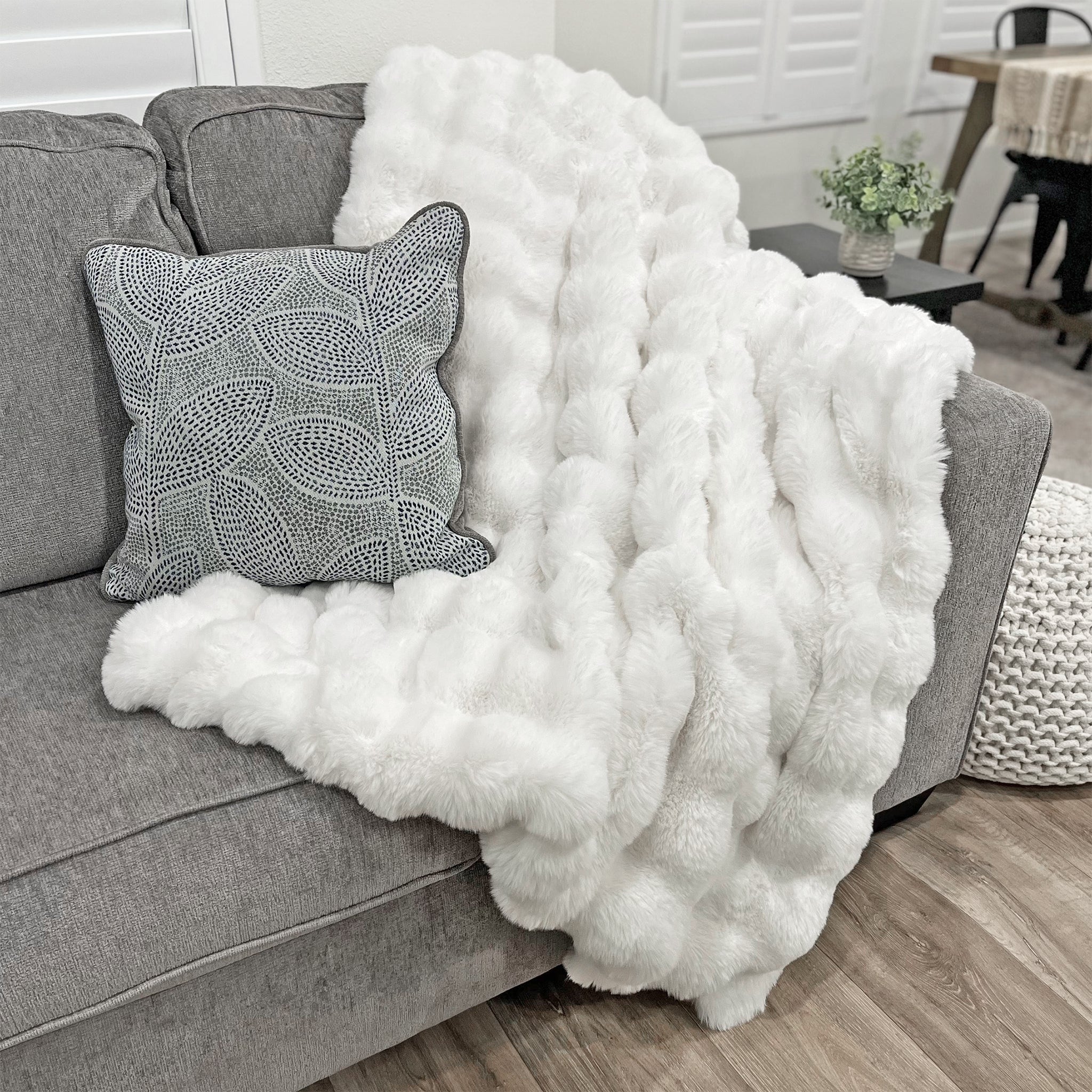 The Mood Cubby FauxFur Throw