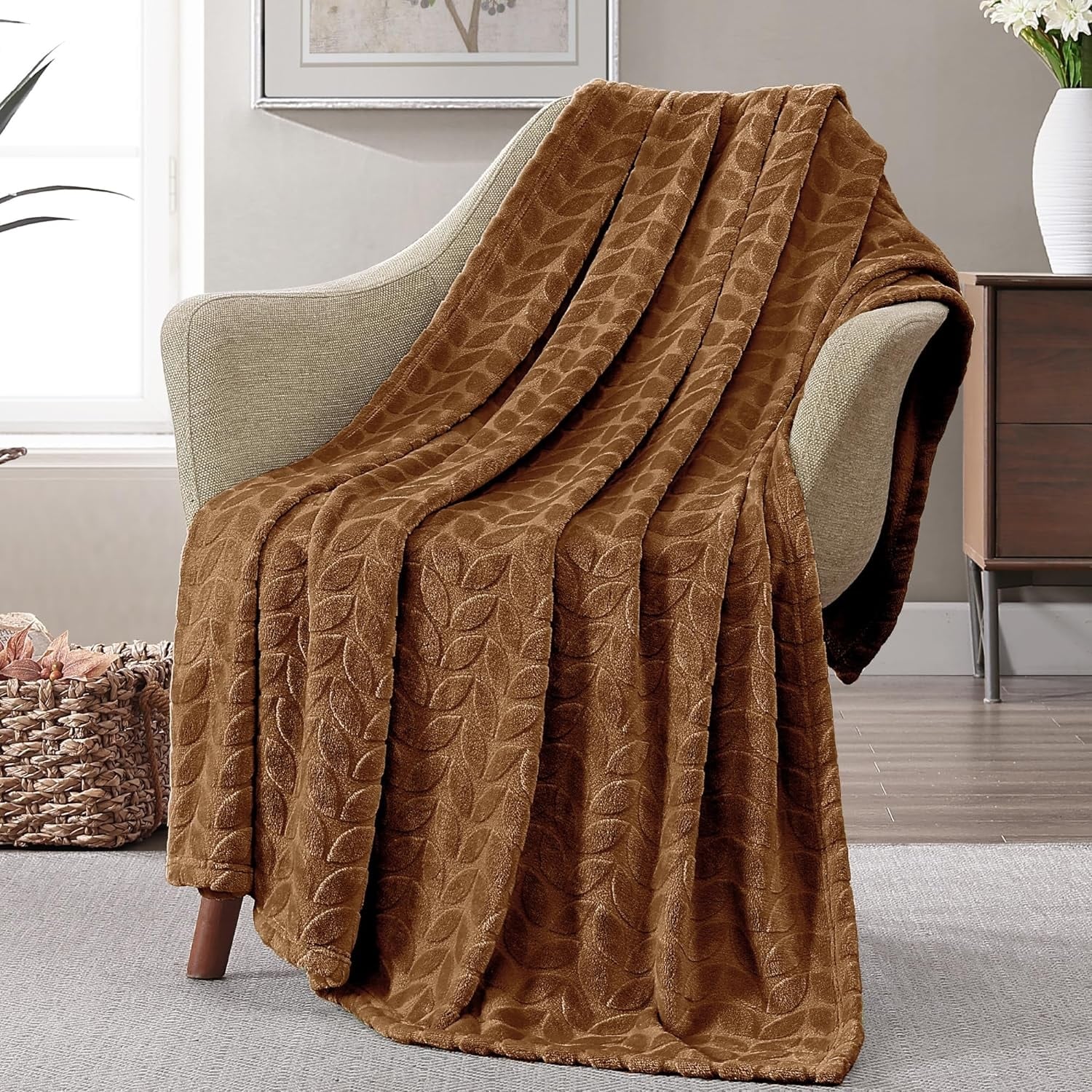 Walensee Fleece Throw Blanket Soft and Lightweight for Couch, Sofa, Bed and Lounge Chair, 50x60