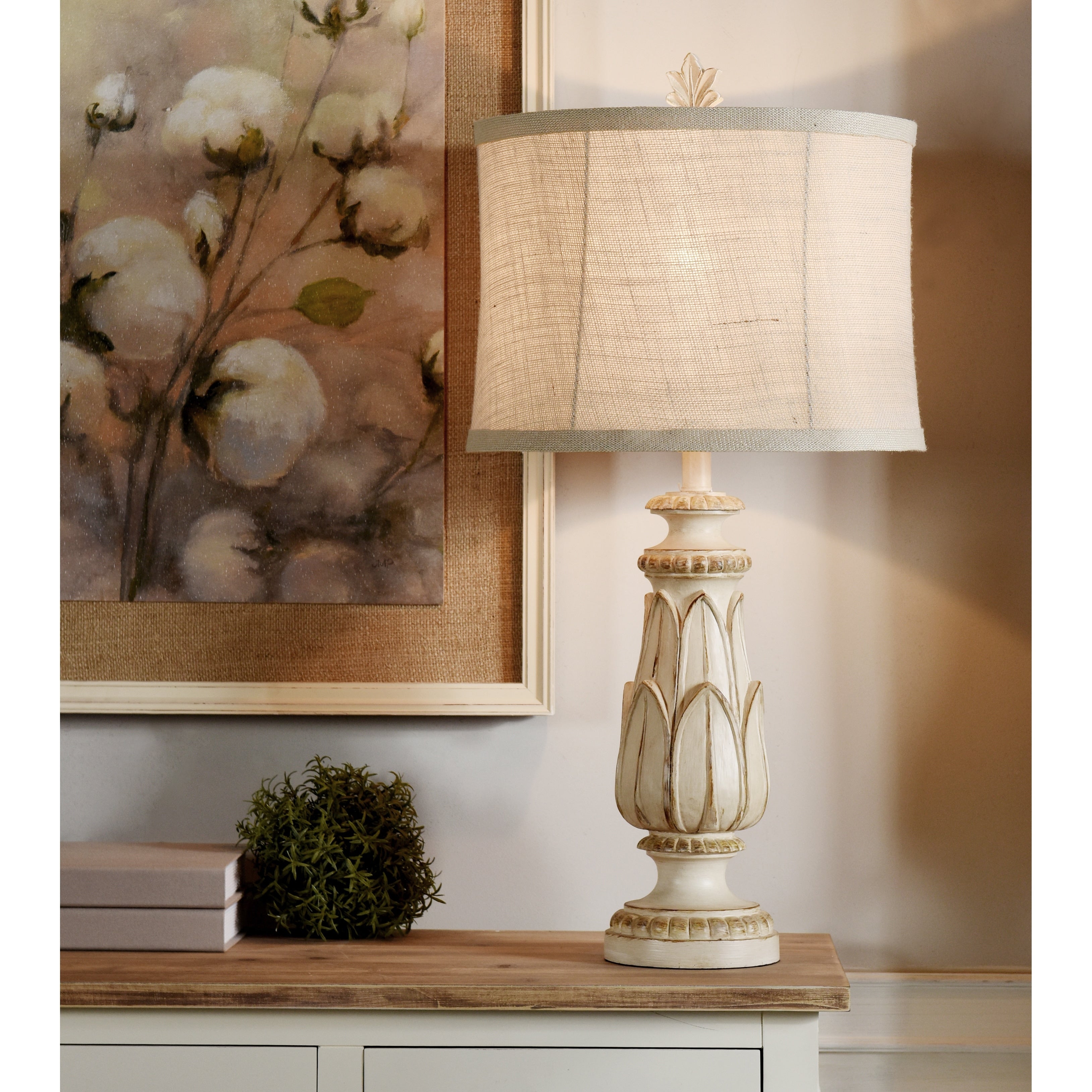 Antique Cream - Traditional Table Lamp - Cream Finish - Beige Shade