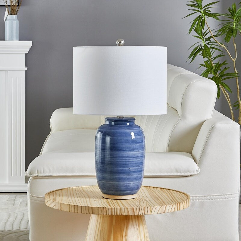 25 Ceramic Table Lamp