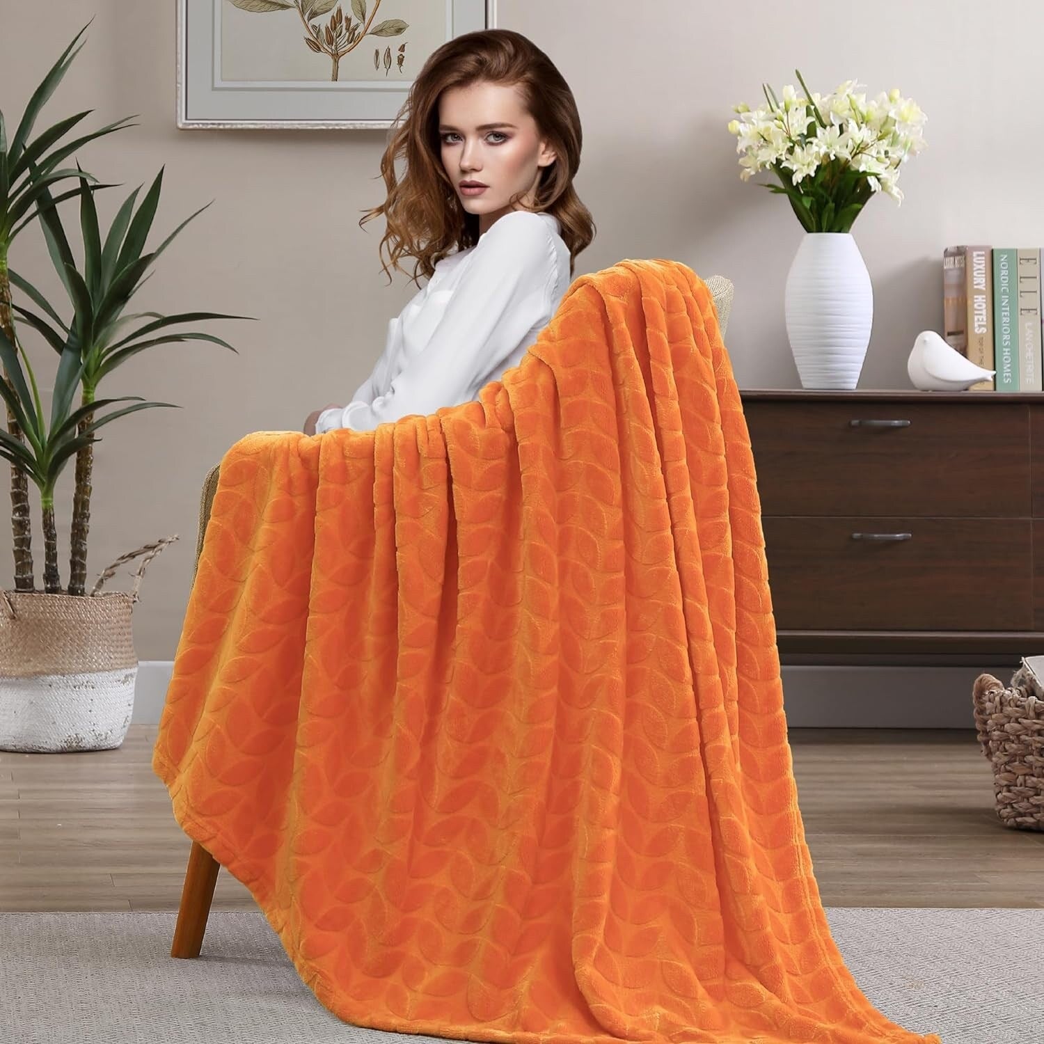 Walensee Fleece Throw Blanket Soft and Lightweight for Couch, Sofa, Bed and Lounge Chair, 50x60