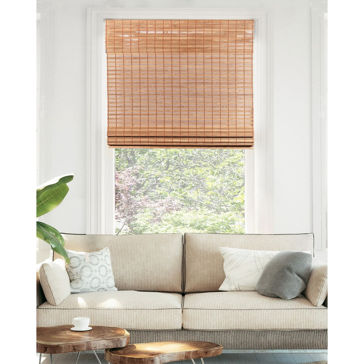 Chicology Cordless Bamboo Light-filtering Roman Shades