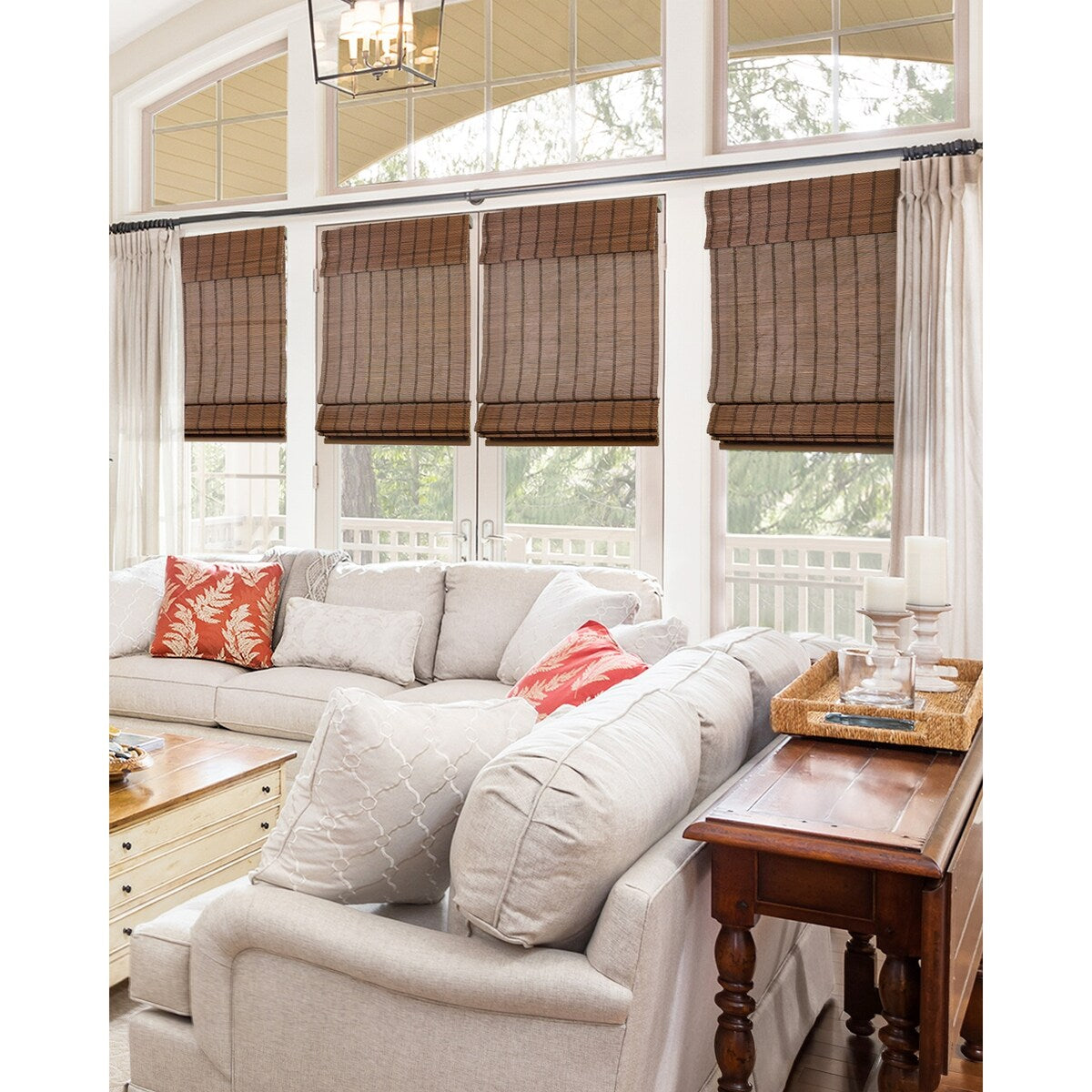 Chicology Cordless Bamboo Light-filtering Roman Shades