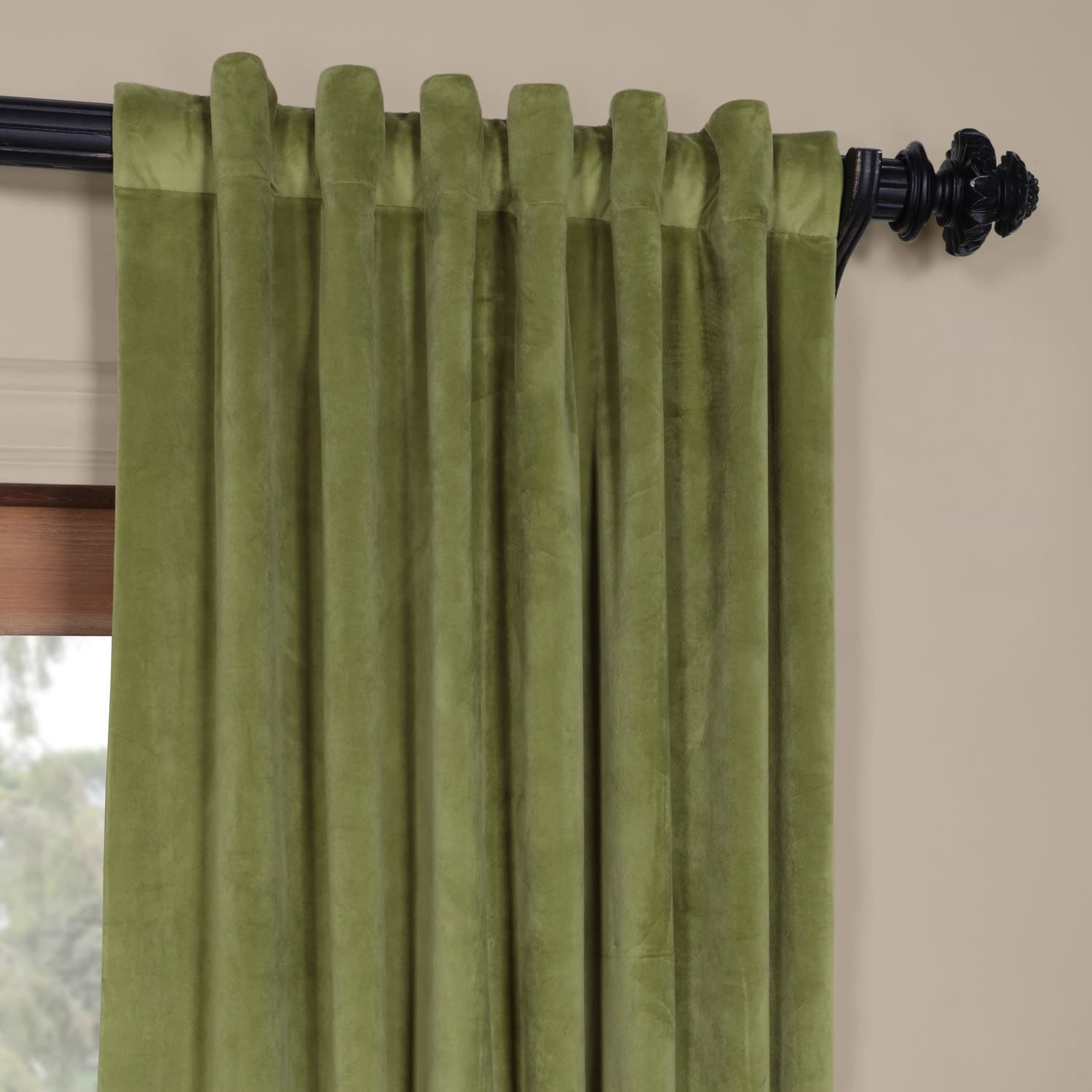 Exclusive Fabrics Signature Velvet Blackout Curtains (1 Panel) - Luxurious Single Drapery for Enhanced Light Blockage