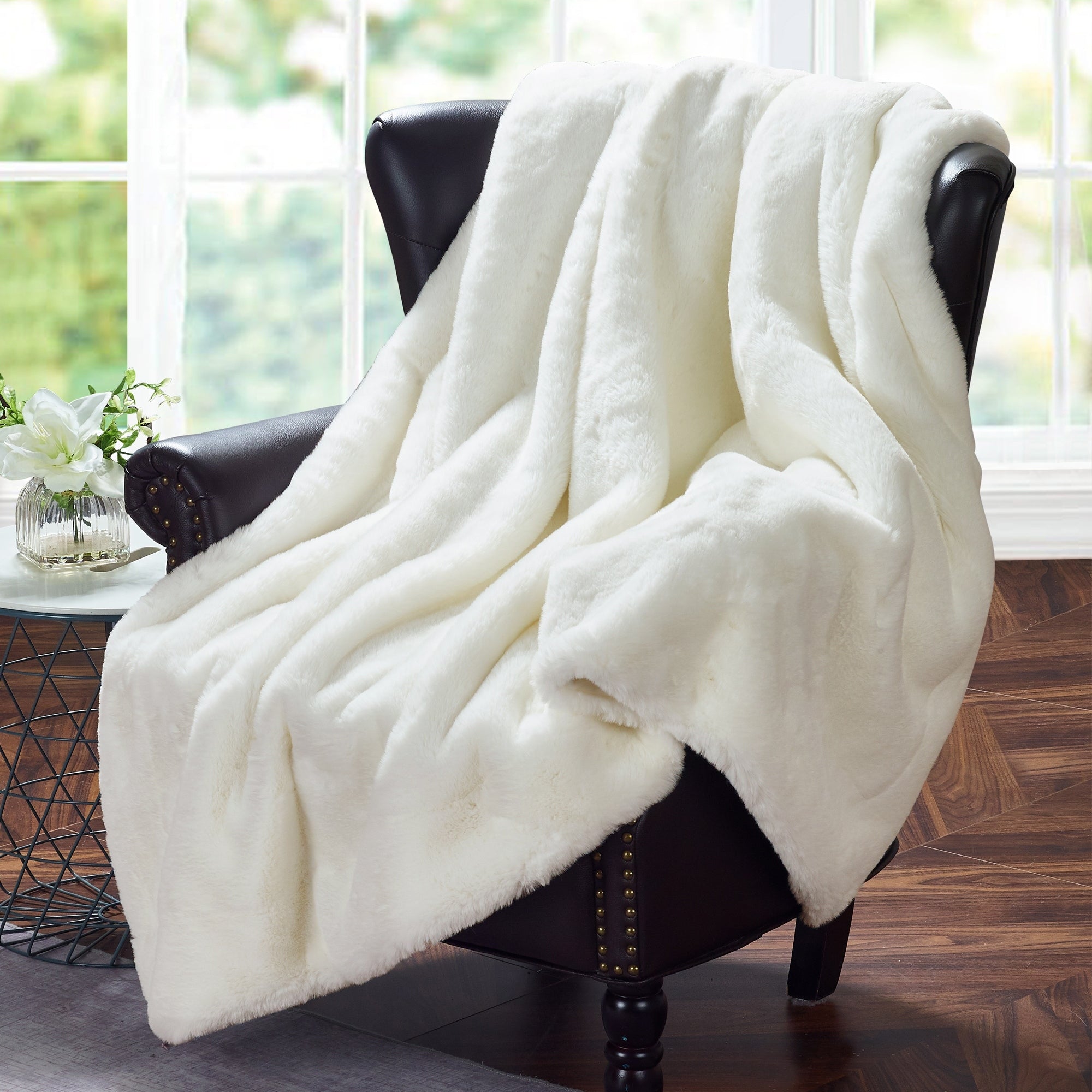 Heavy FauxFur Throw -50''x60''/60''x80''