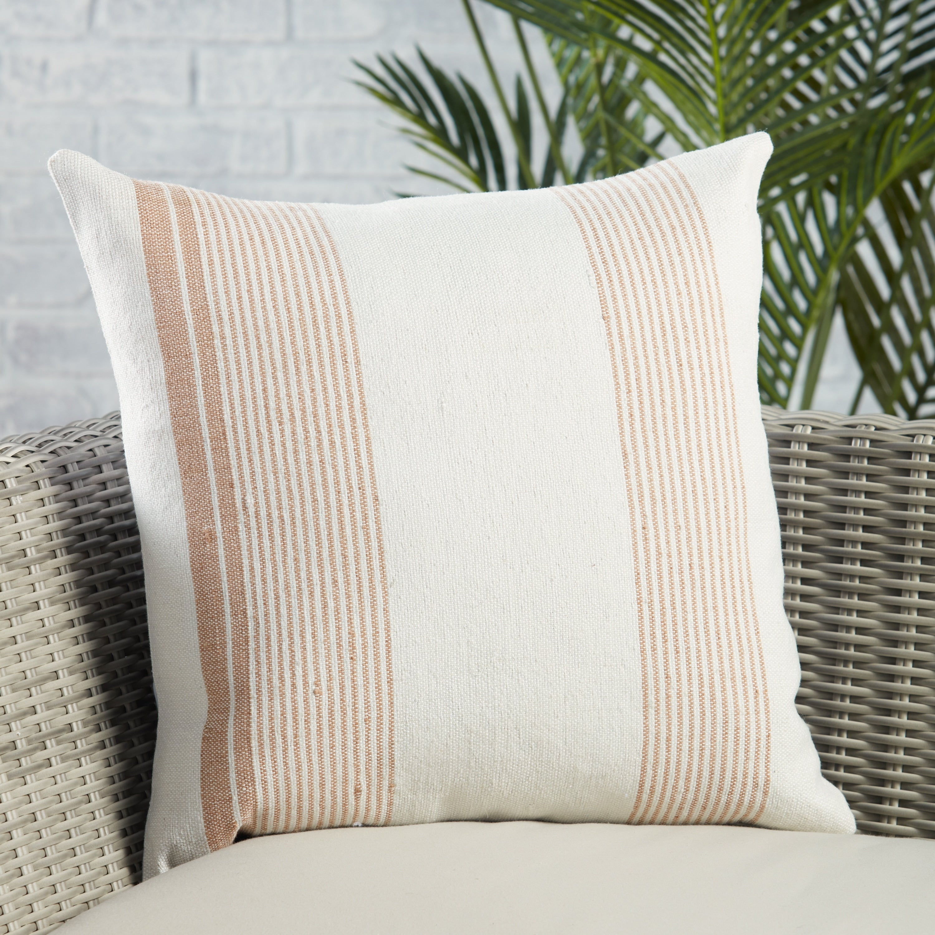 Seine Indoor/ Outdoor Striped Pillow