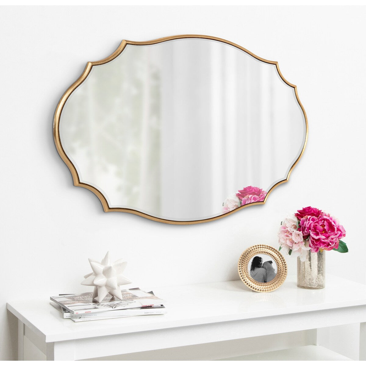 Kate and Laurel Leanna Scalloped Oval Wall Mirror