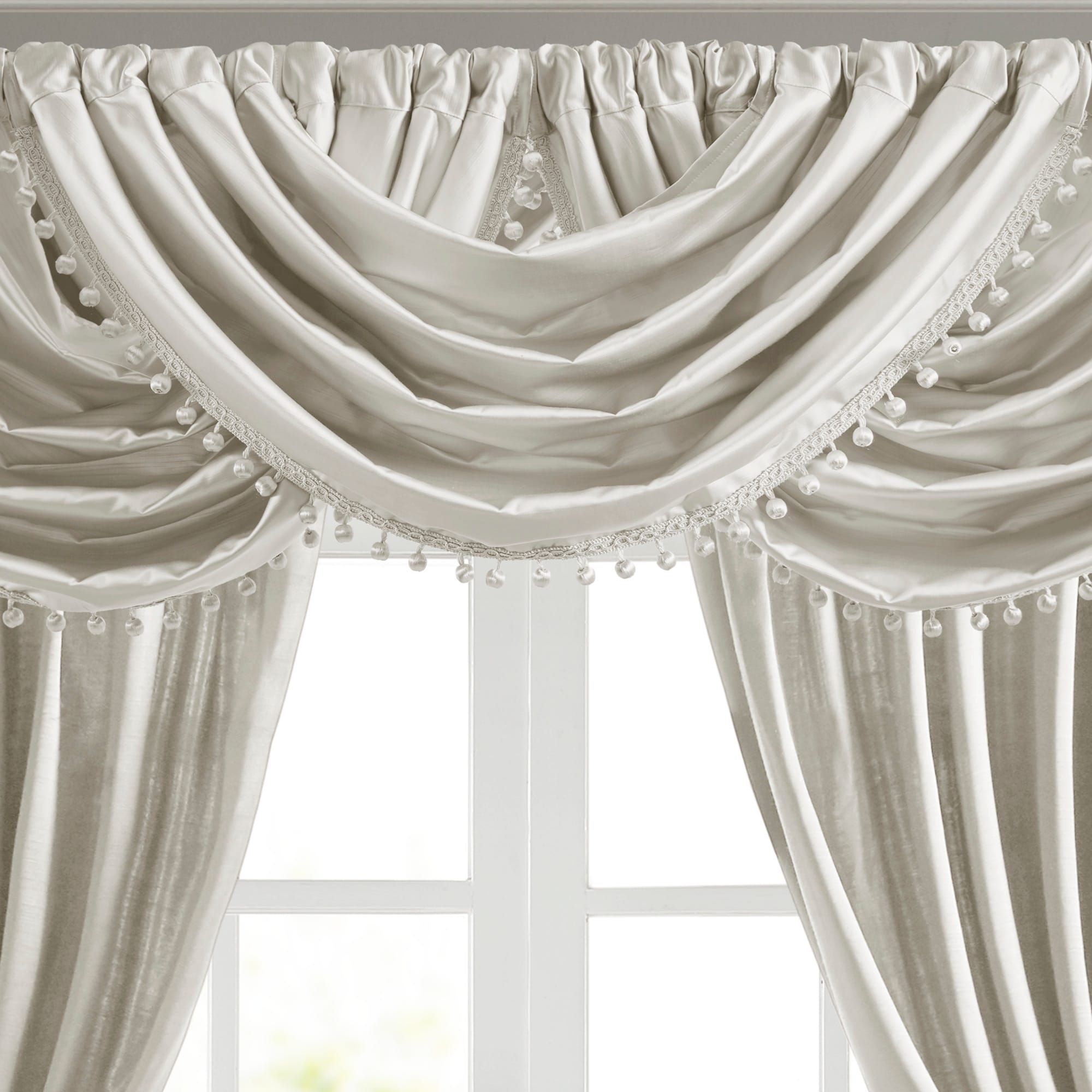 Croscill Classics Avignon Waterfall Valance (Single)