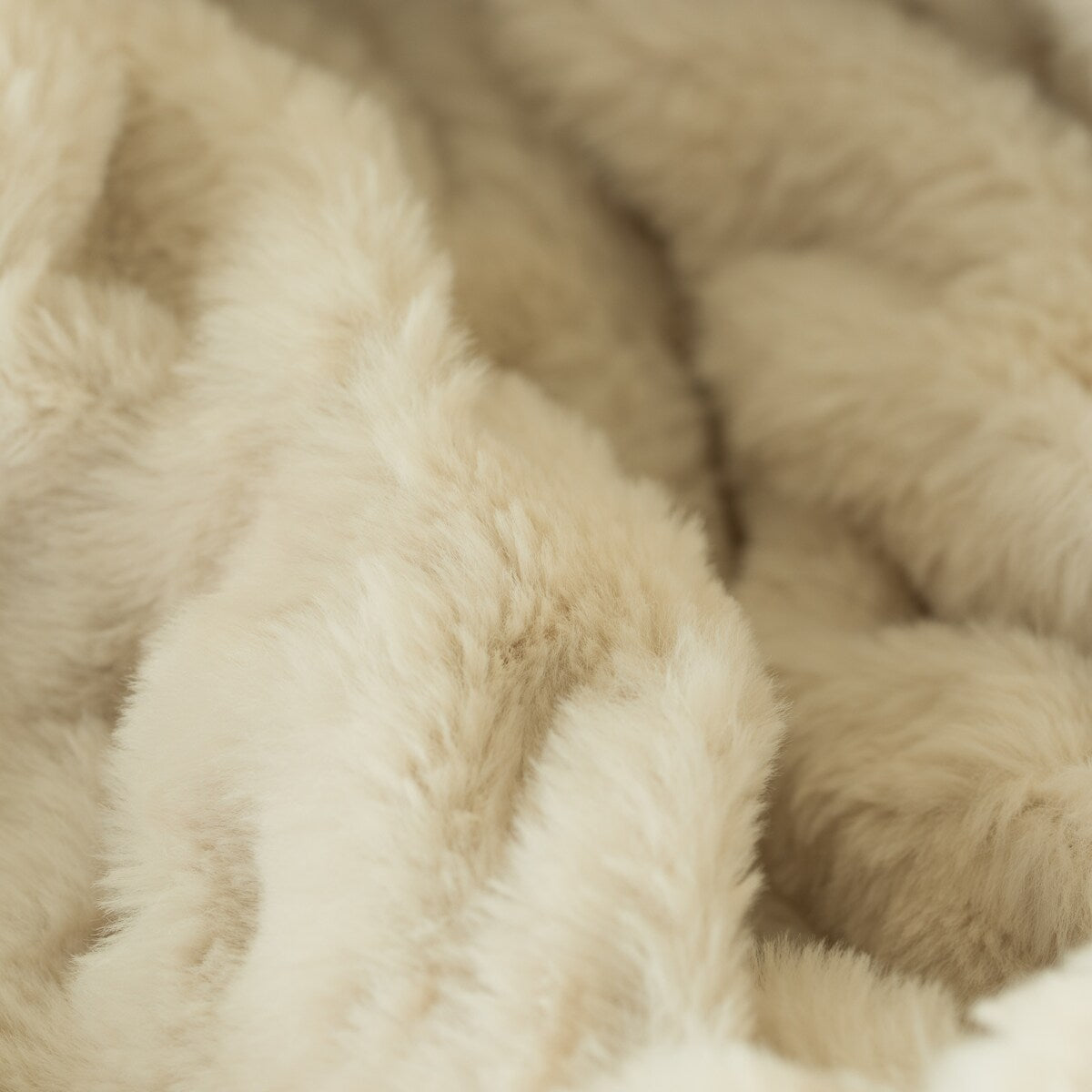 Luxurious 50 in. x 60 in. Rached Faux Fur Cozy Throw Blanket - Decorative Plush Blanket for Sofa and Bed, Soft and Comfortable