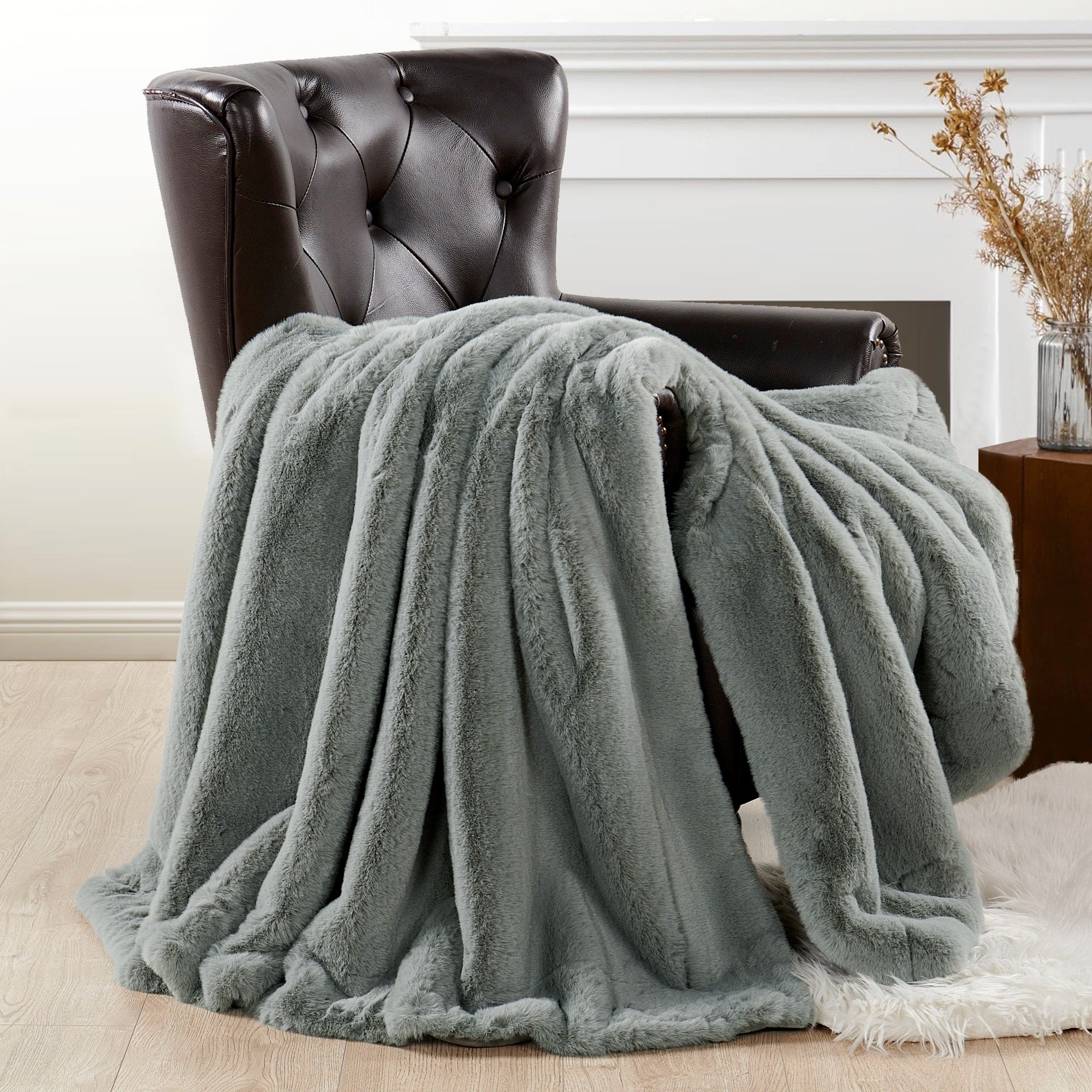 Heavy FauxFur Throw -50''x60''/60''x80''