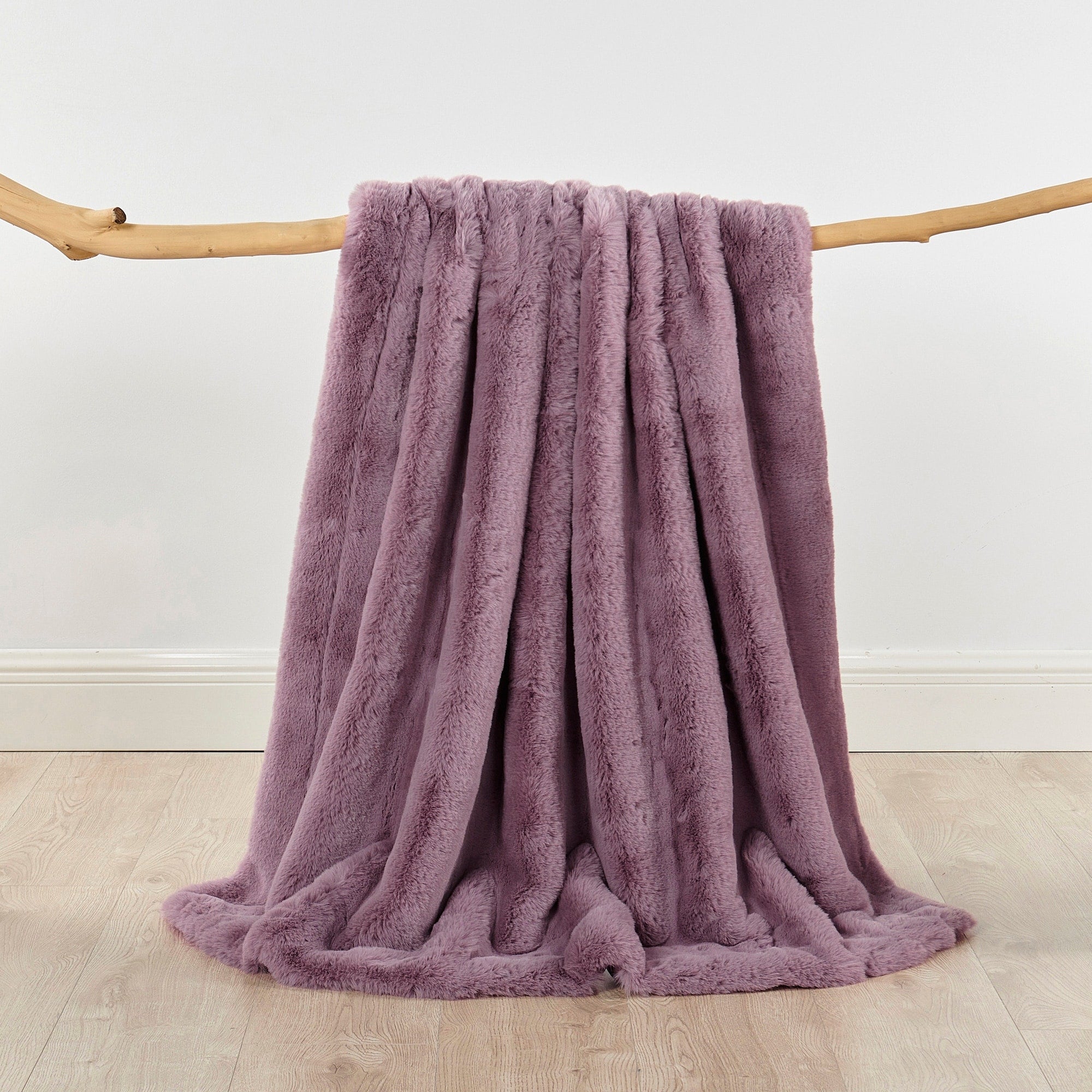 Heavy FauxFur Throw -50''x60''/60''x80''