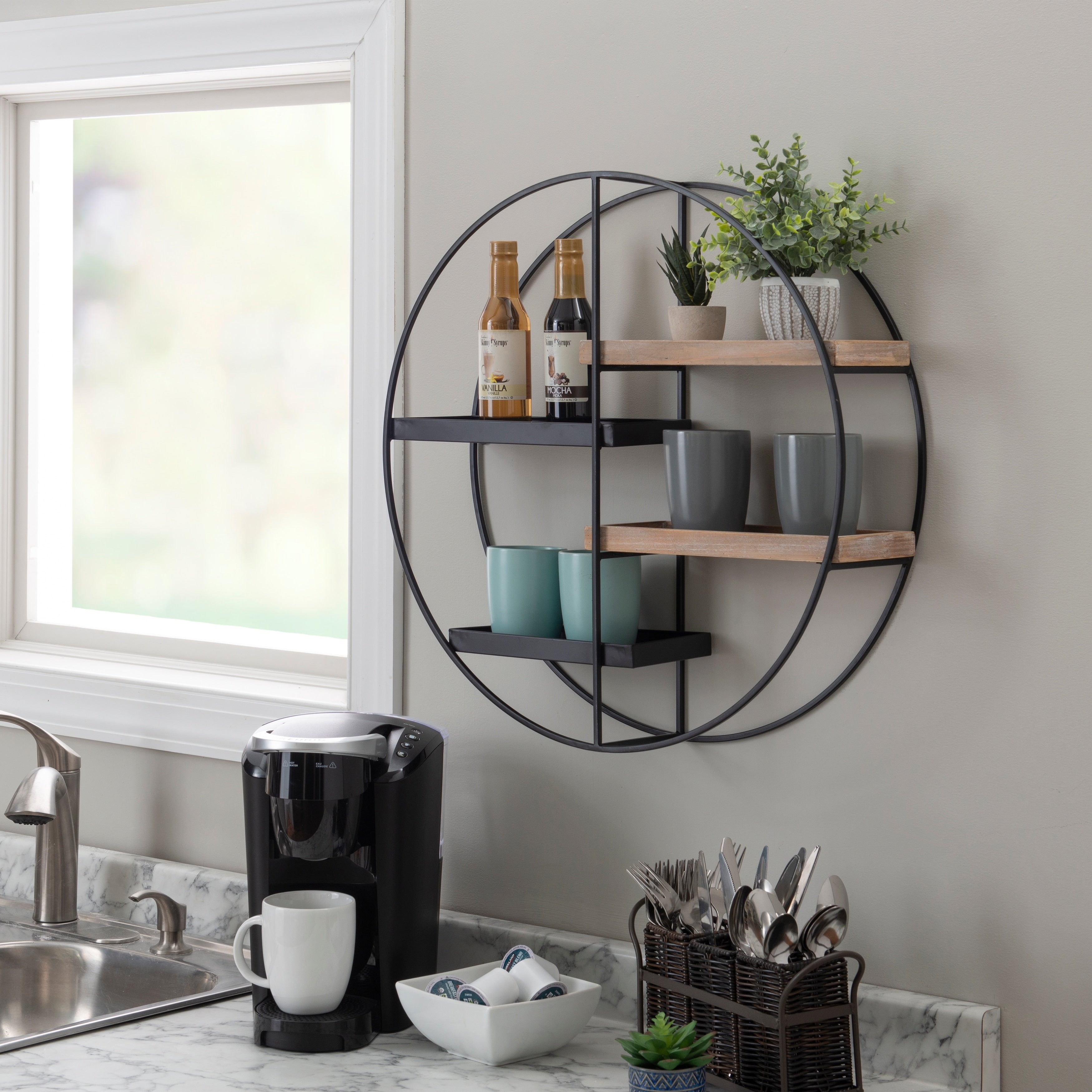 Montfort Round Modern Metal and Wood 4-tier Hanging Wall Shelf