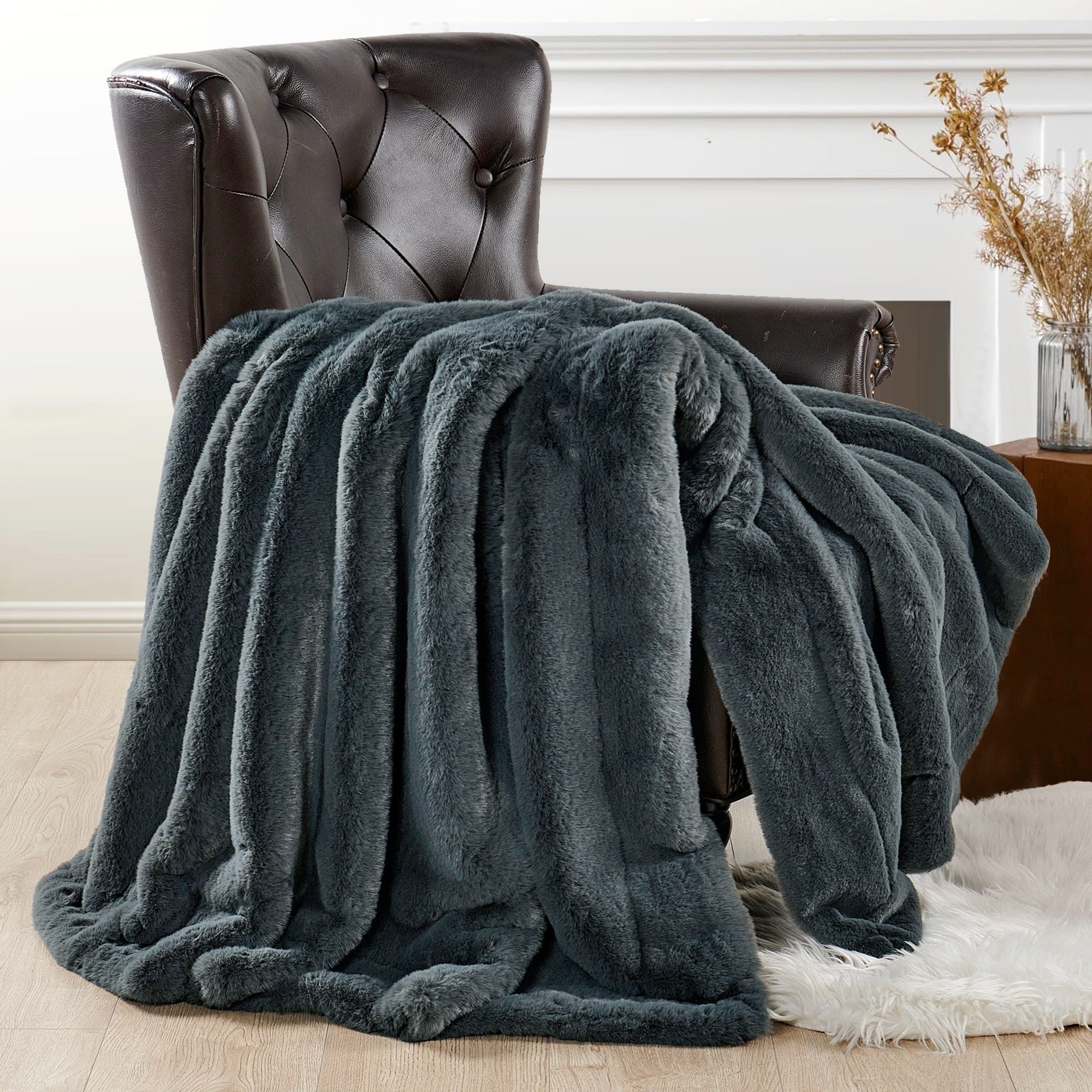 Heavy FauxFur Throw -50''x60''/60''x80''