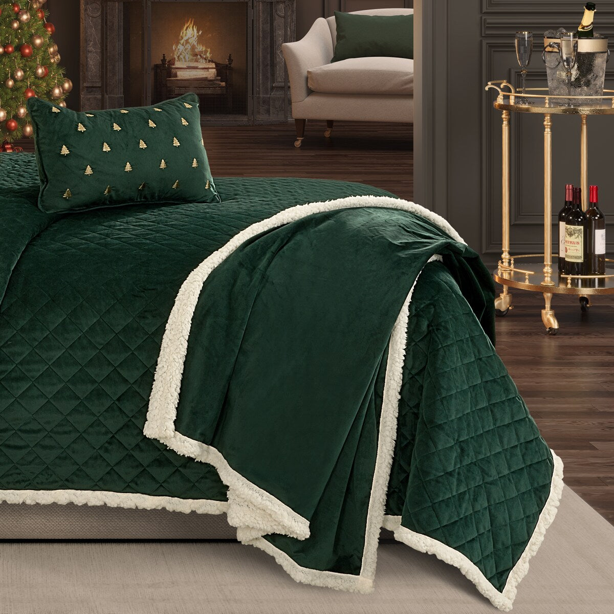 J. Queen New York Casey Christmas Sherpa Throw