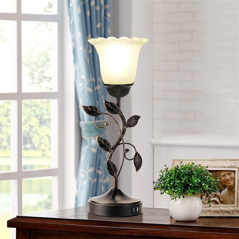 Vintage glass shade table lamp, 3 way dimmable bedside lamp. - 6D x 6W x 18.5H