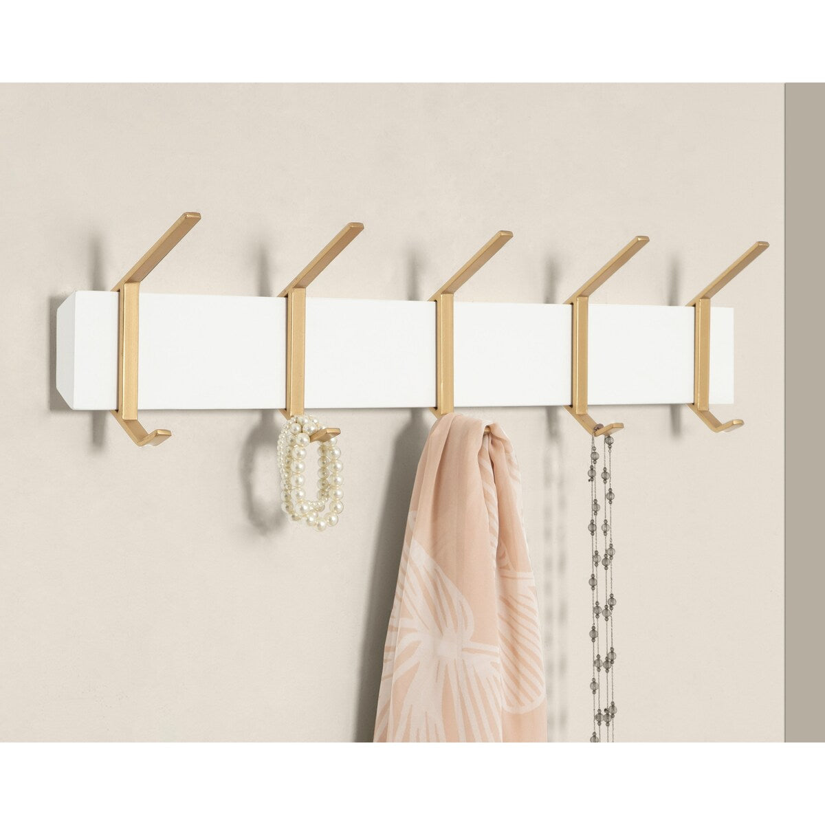 Kate and Laurel Rossmore Modern 5 Hook Shelf - 5 Hooks