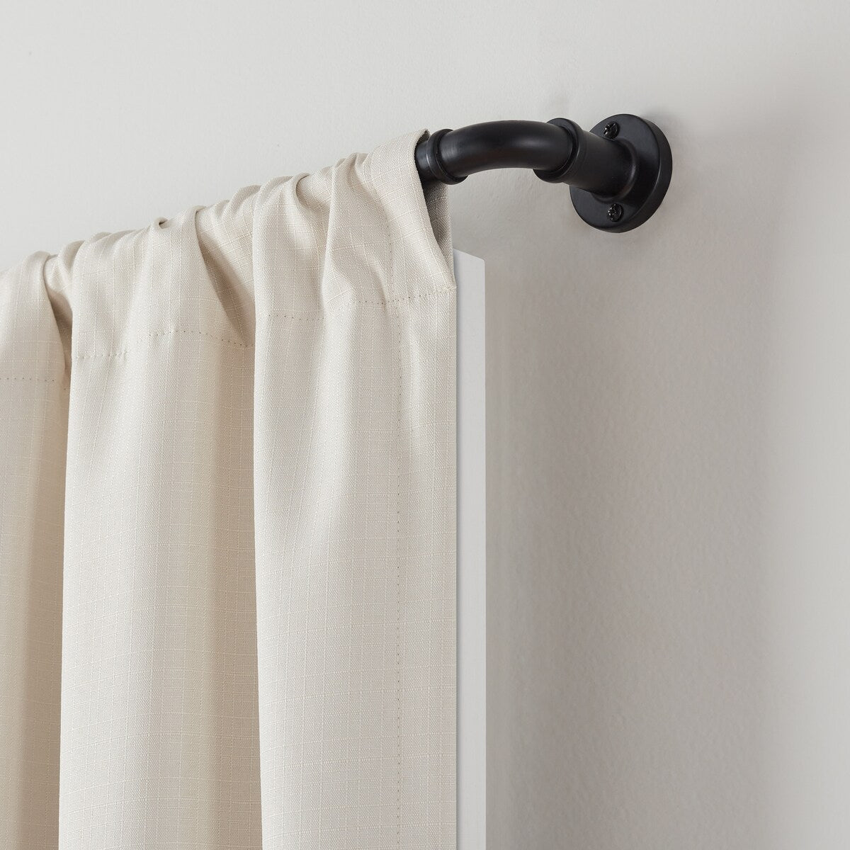 Eclipse Somerton 3/4 Industrial Pipe Blackout Wrap Curtain Rod