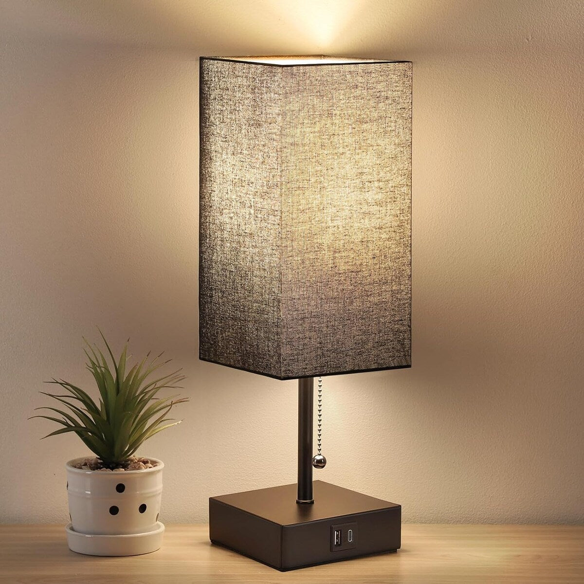 The Bedside Table Lamp, Pull Chain Table Lamp with USB C+A Charging Ports, 2700K LED Bulb, Fabric Linen Lampshade