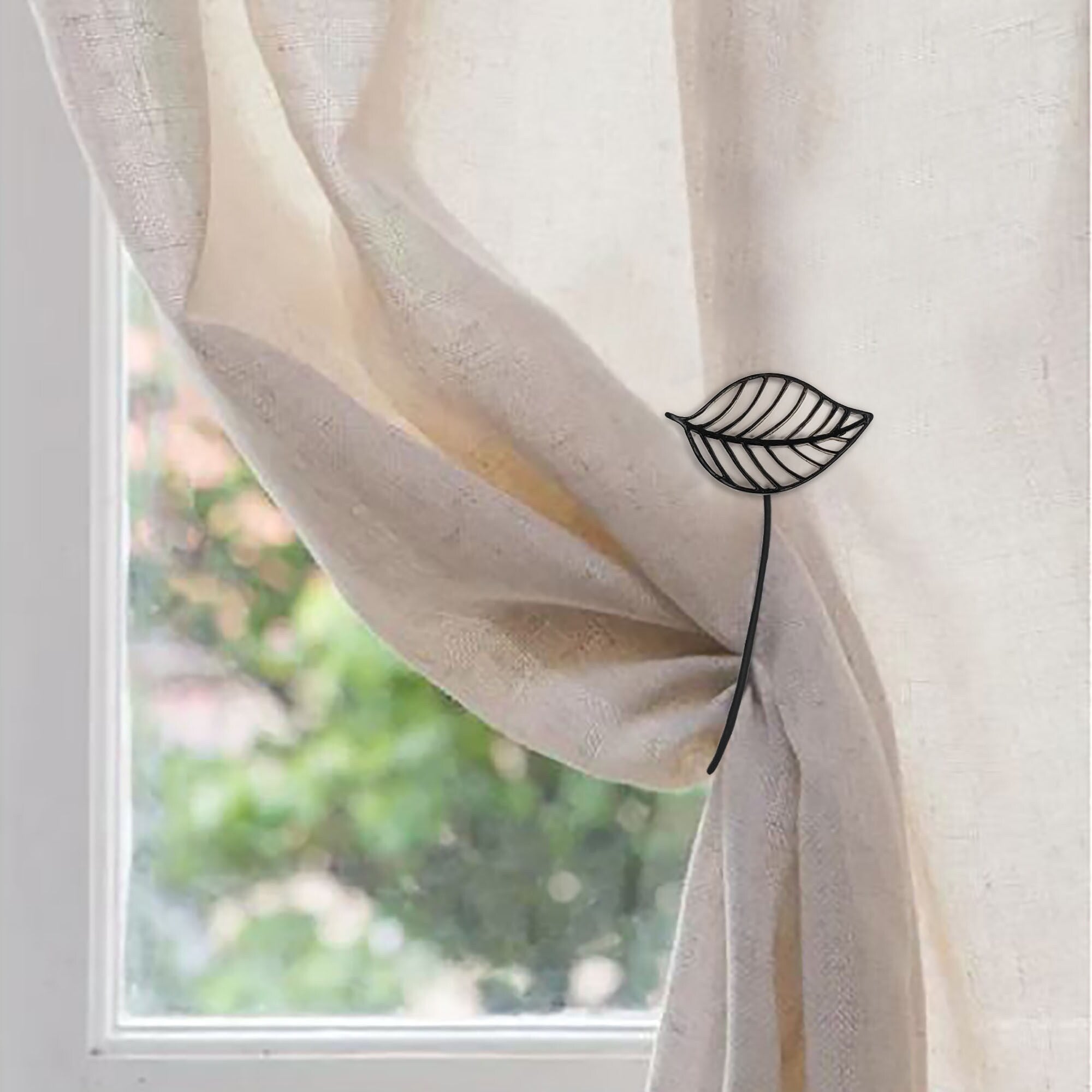 Magnetic Curtain Tieback - Stylish Leaf Design in Resin