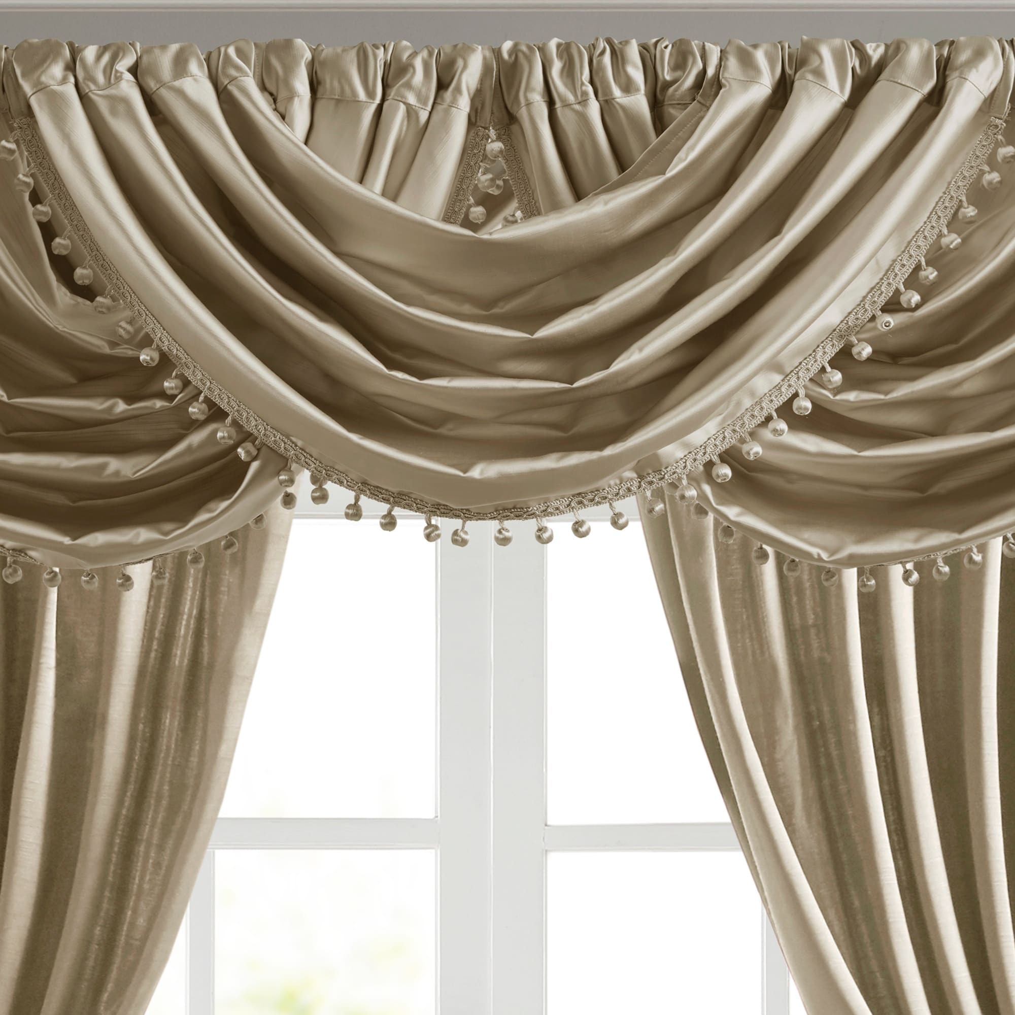 Croscill Classics Avignon Waterfall Valance (Single)