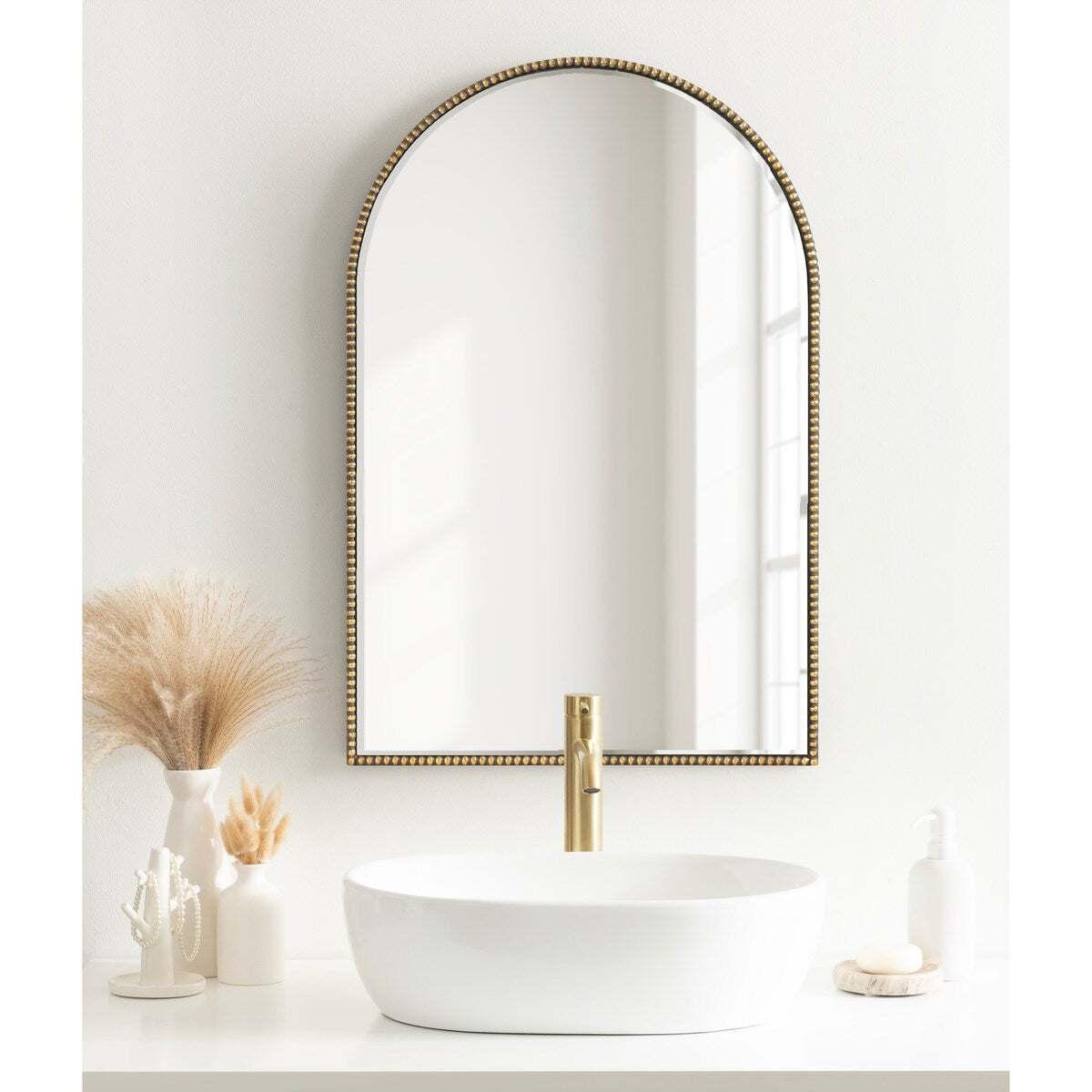 Kate and Laurel Gwendolyn Arch Wall Mirror