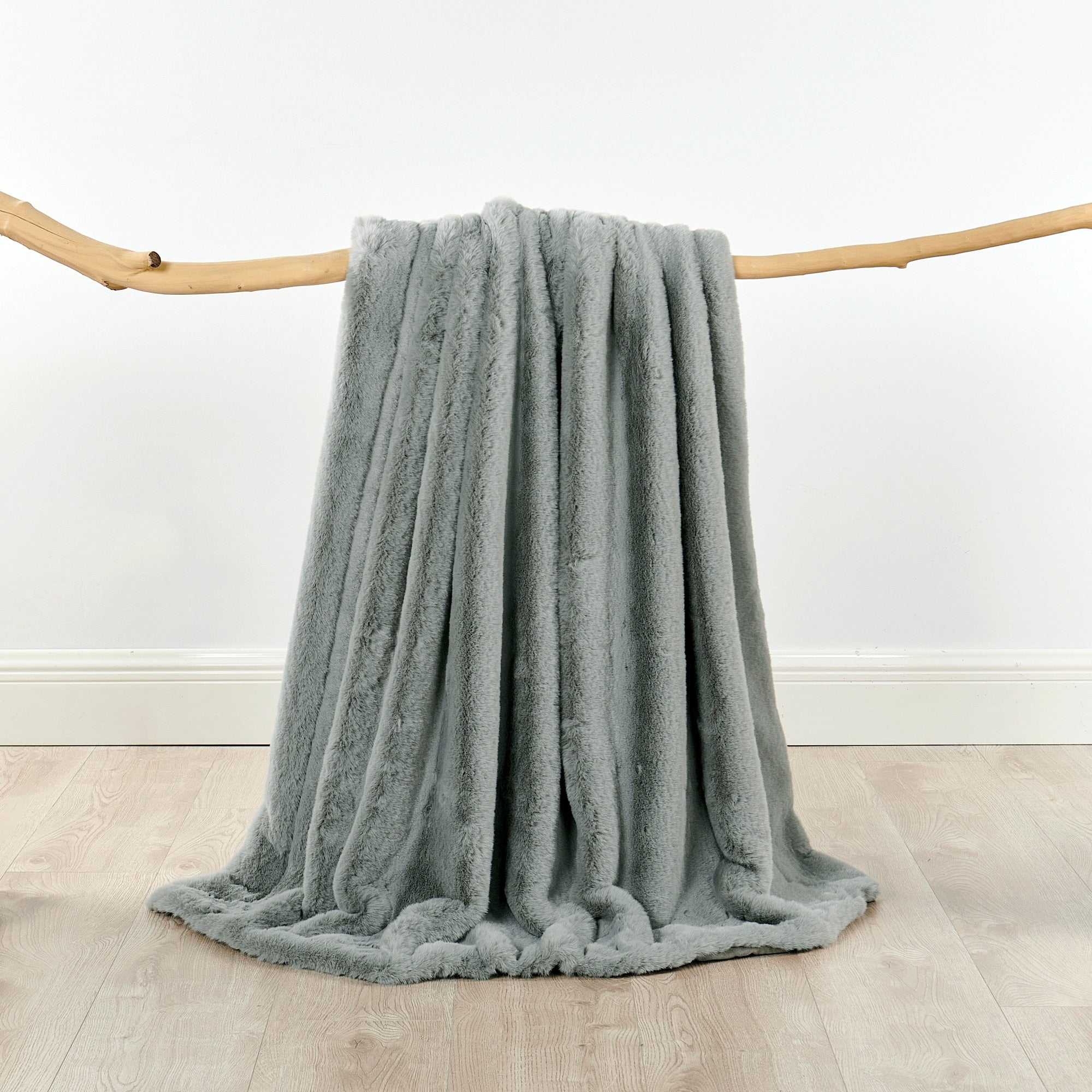 Heavy FauxFur Throw -50''x60''/60''x80''