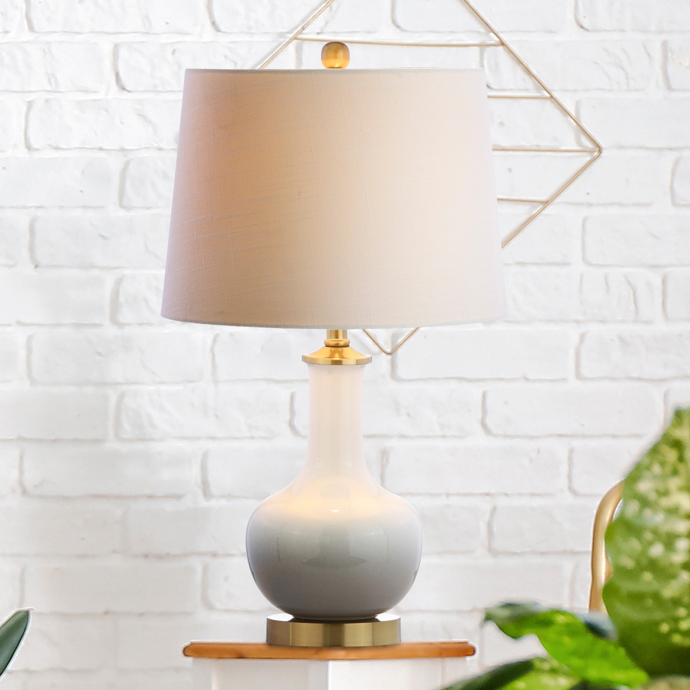 Bates 25 Ceramic/Brass LED Table Lamp, White/Navy by JONATHAN Y